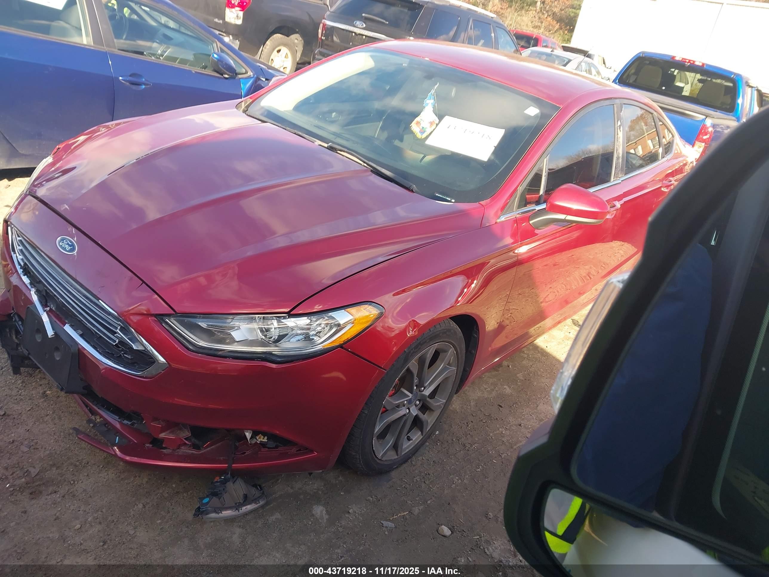 FORD FUSION image 2