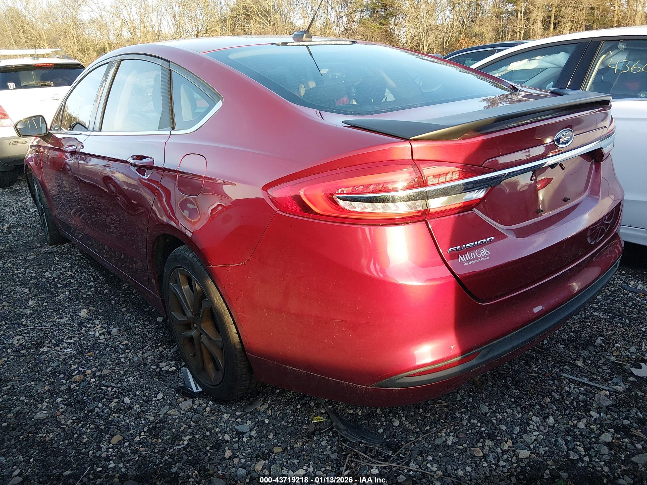 FORD FUSION image 3