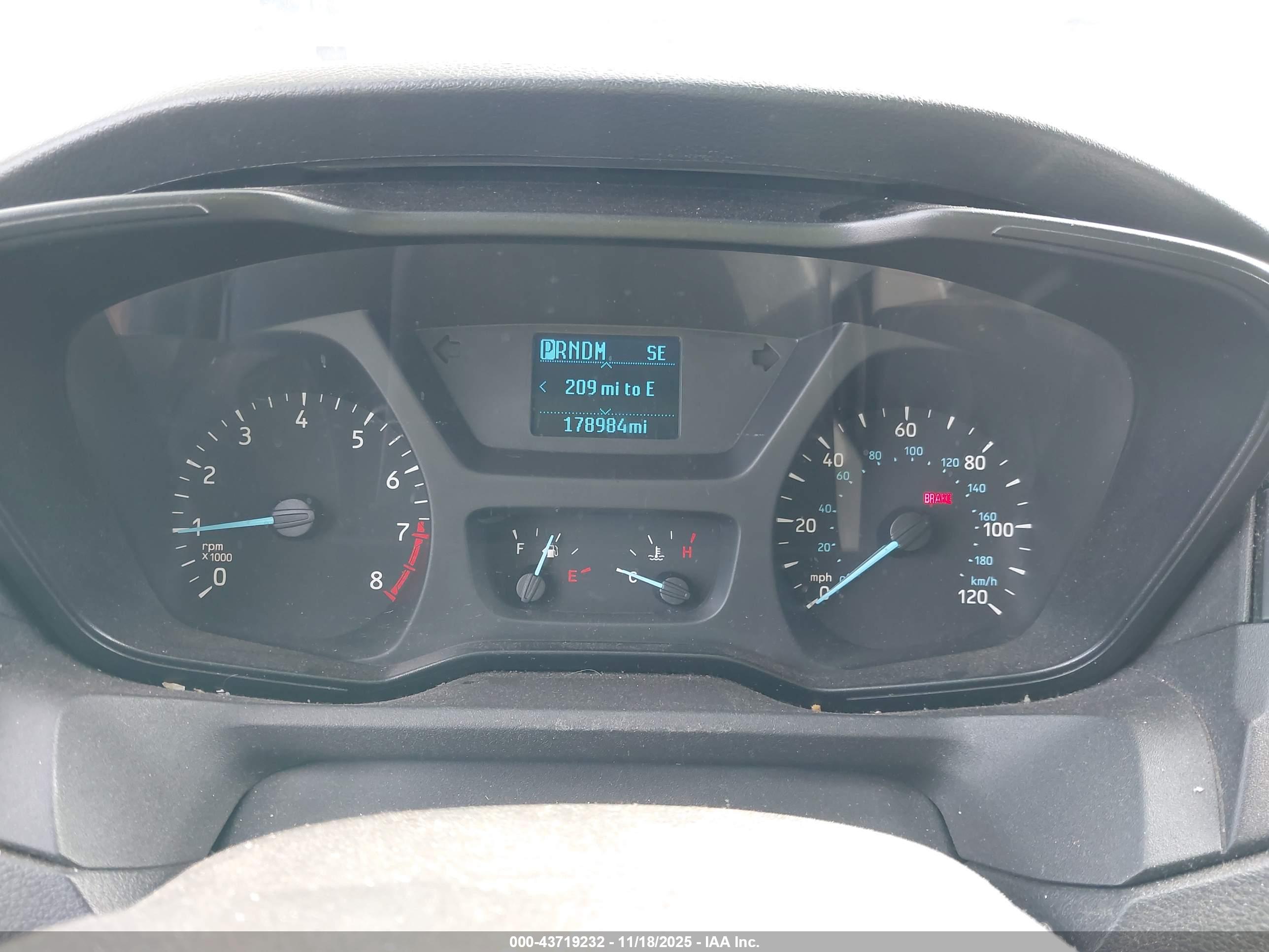 FORD TRANSIT-150 image 7