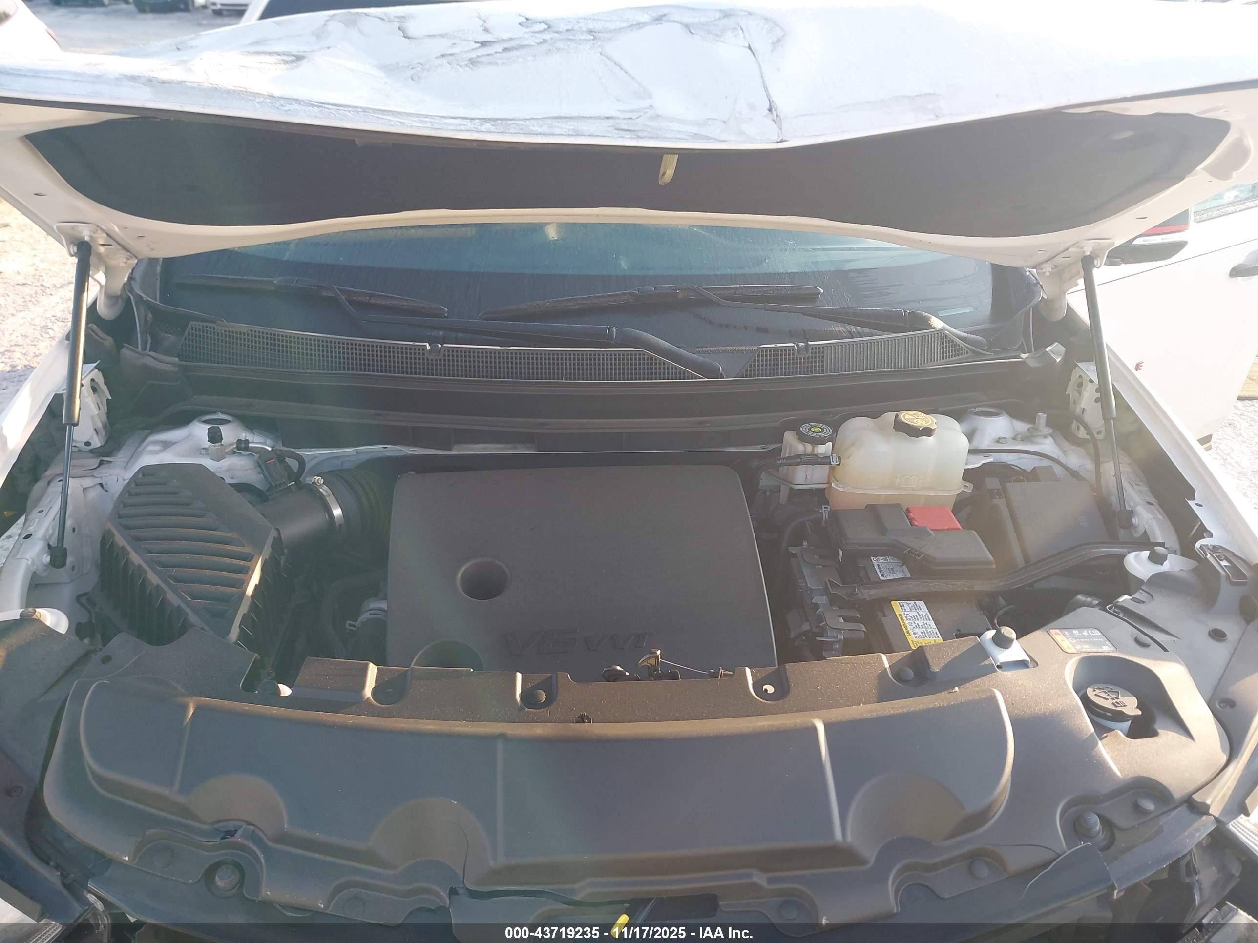 CHEVROLET TRAVERSE image 10