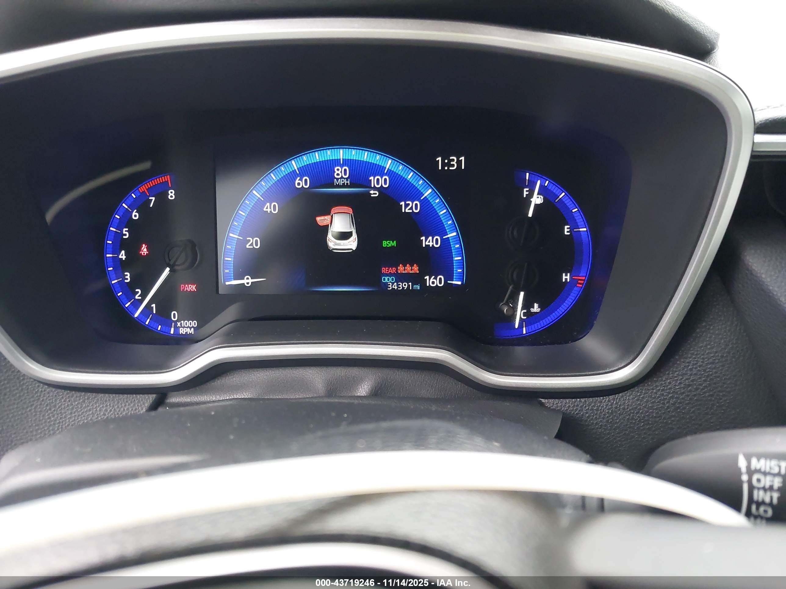 TOYOTA COROLLA image 7