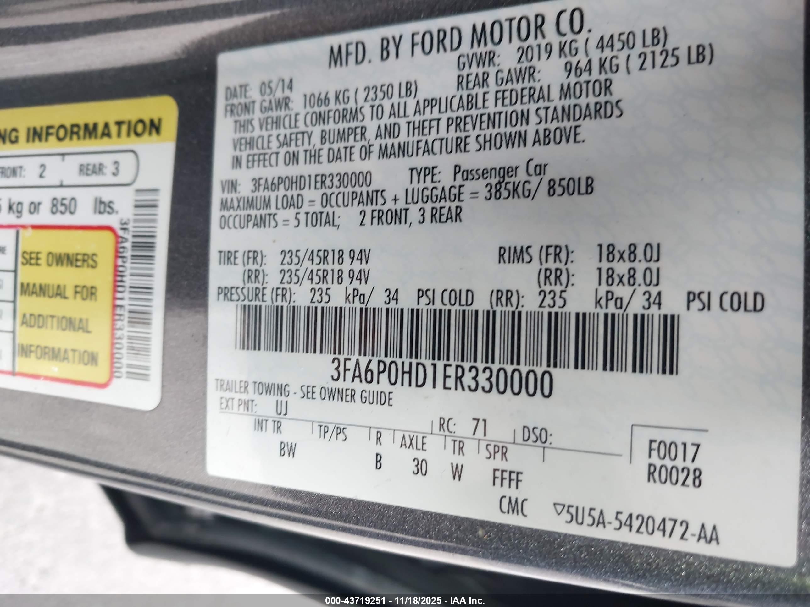 FORD FUSION image 9