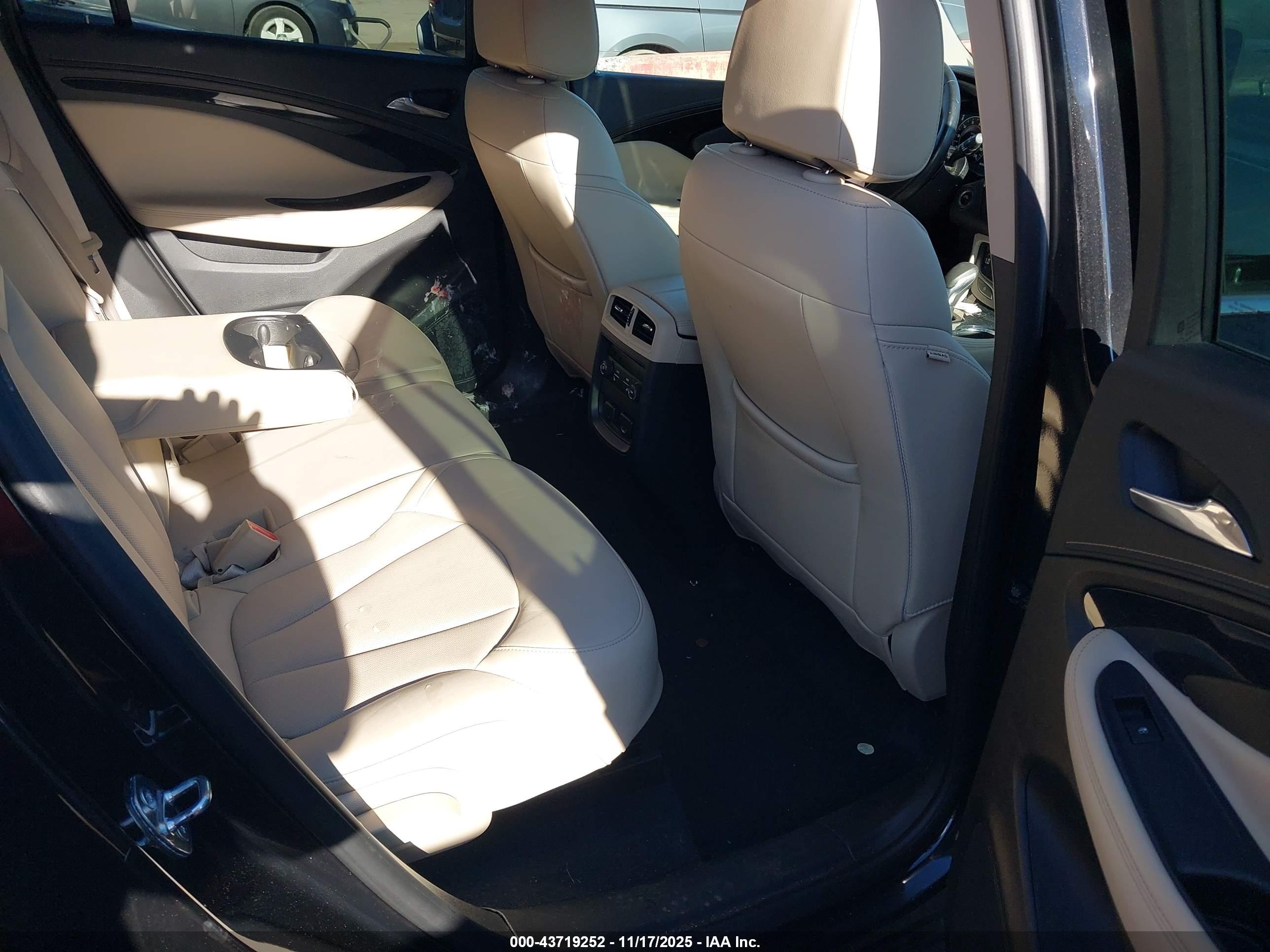 BUICK ENVISION image 8