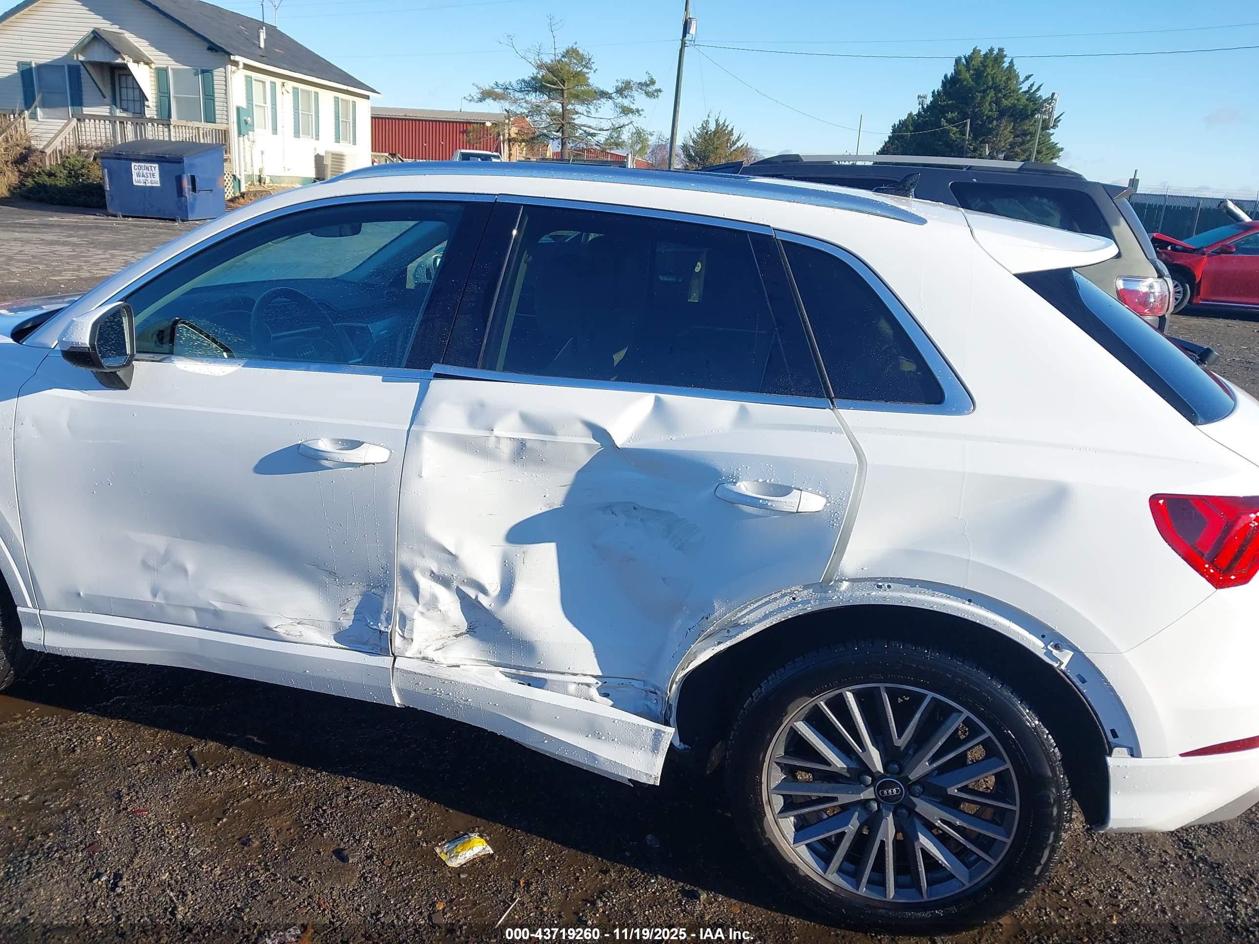AUDI Q3 image 6