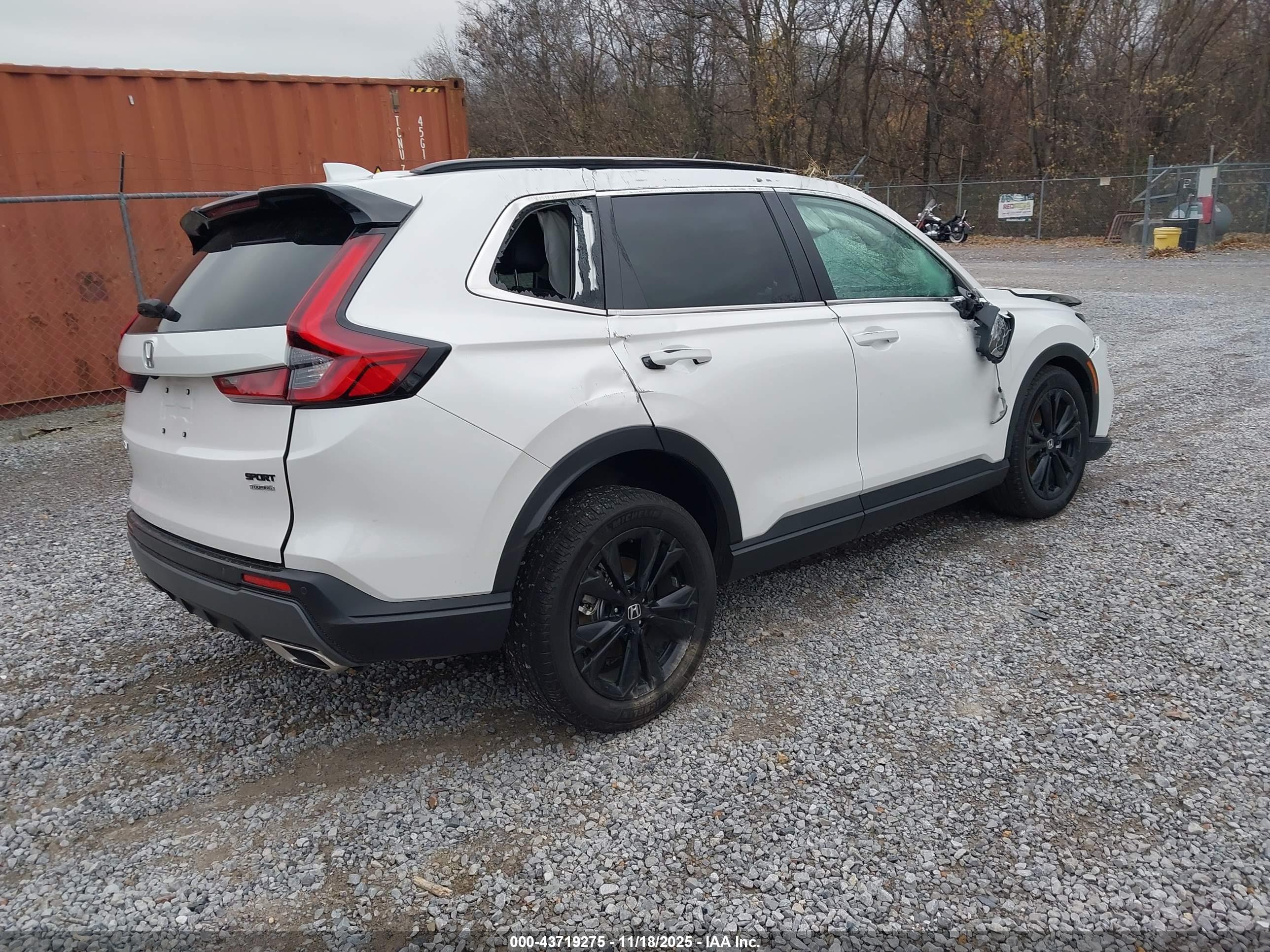 HONDA CR-V image 4