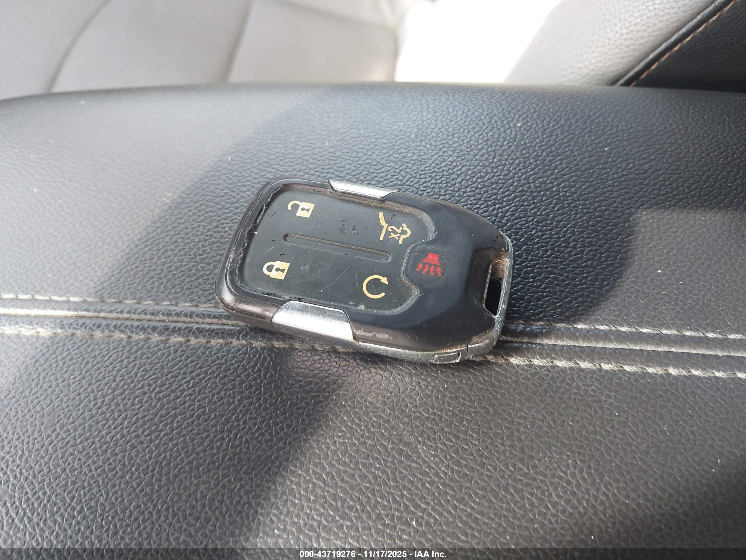 GMC TERRAIN image 11