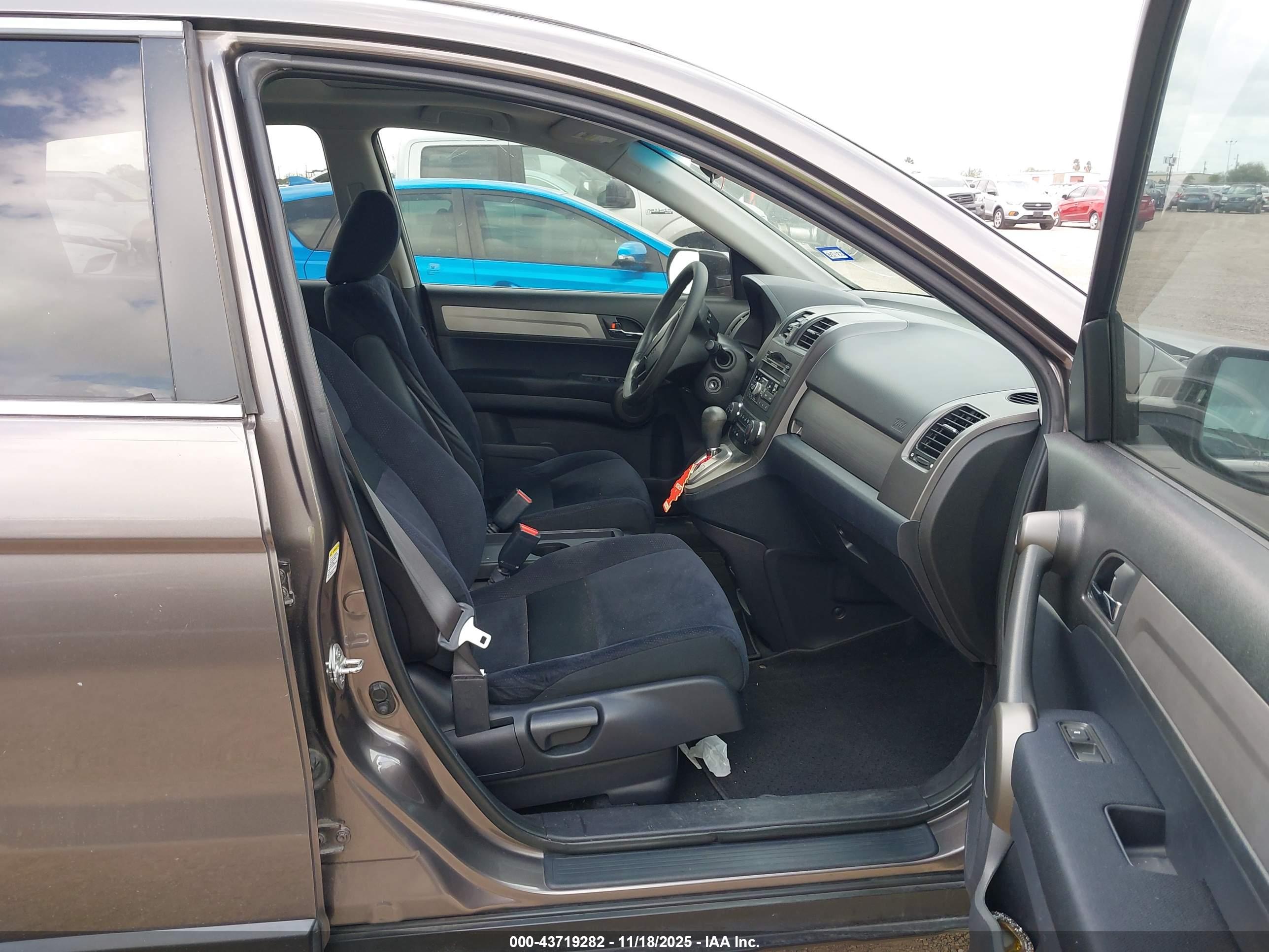 HONDA CR-V image 5