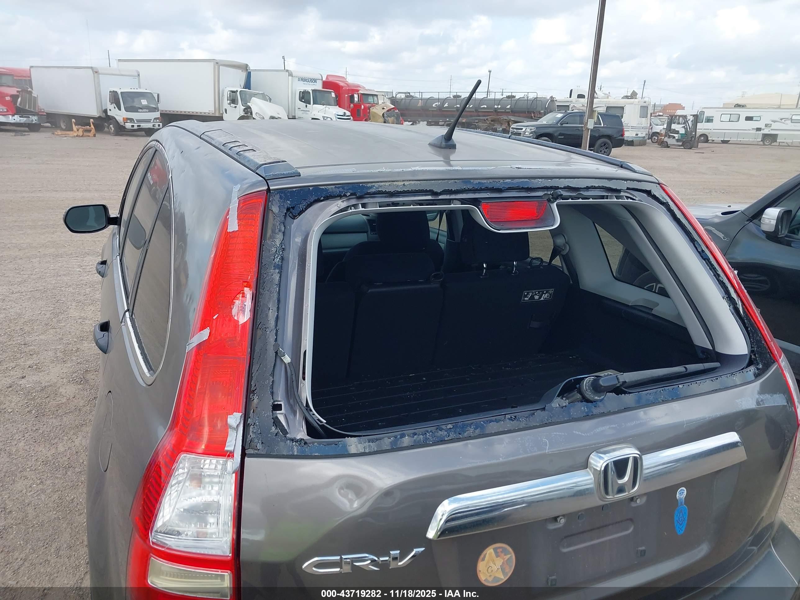 HONDA CR-V image 6