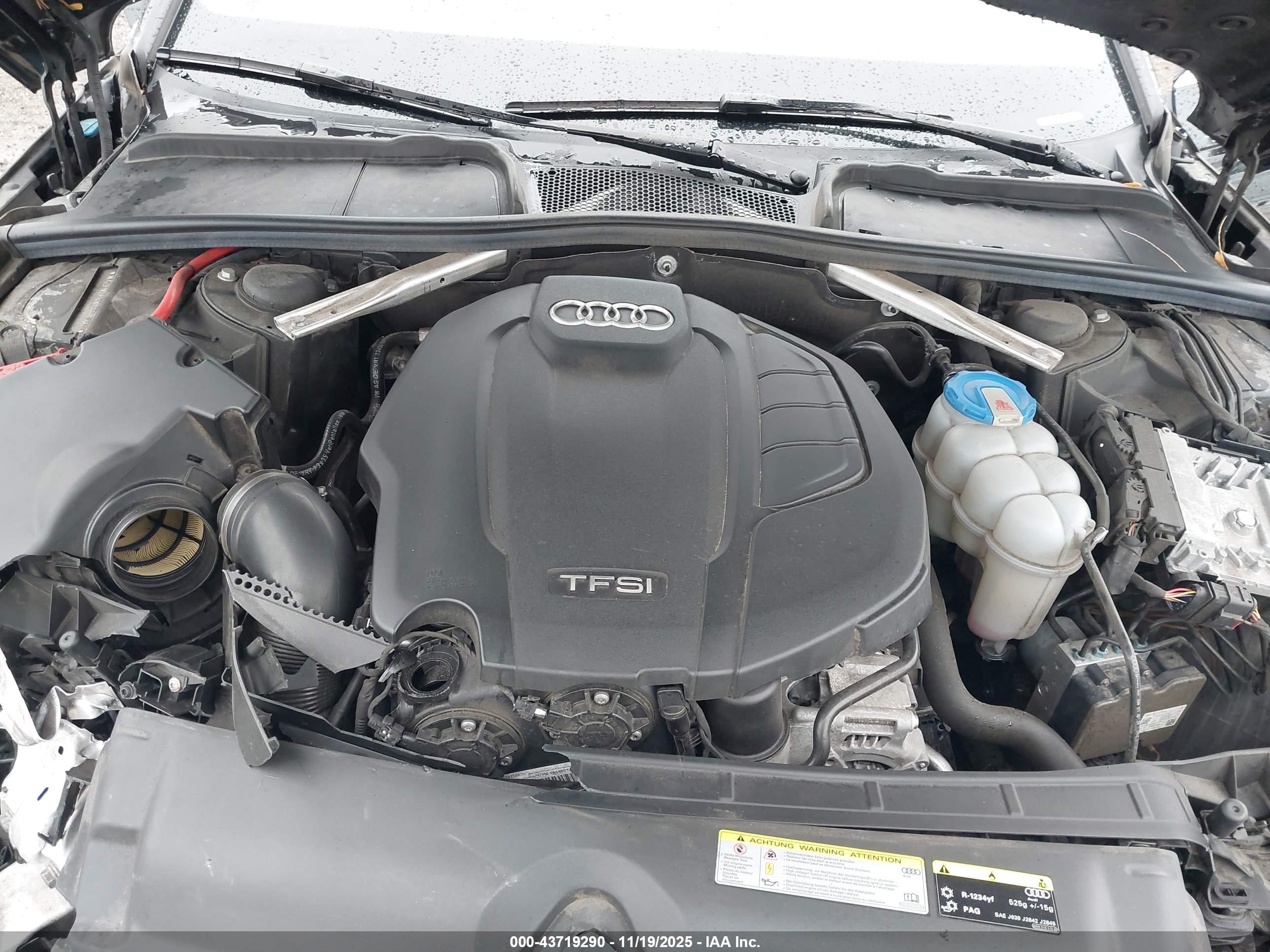 AUDI A4 image 10