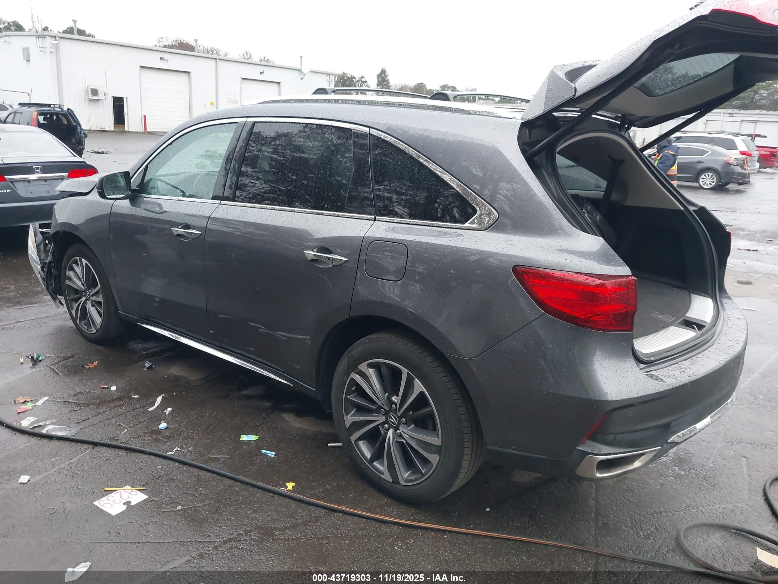 ACURA MDX image 3