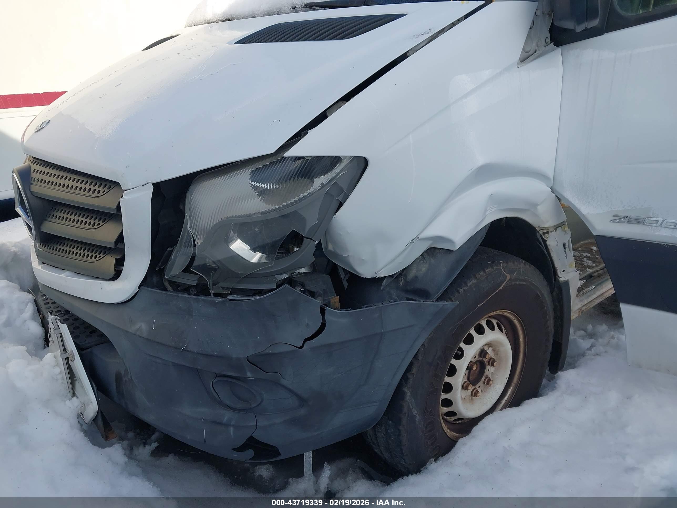 MERCEDES-BENZ SPRINTER image 6
