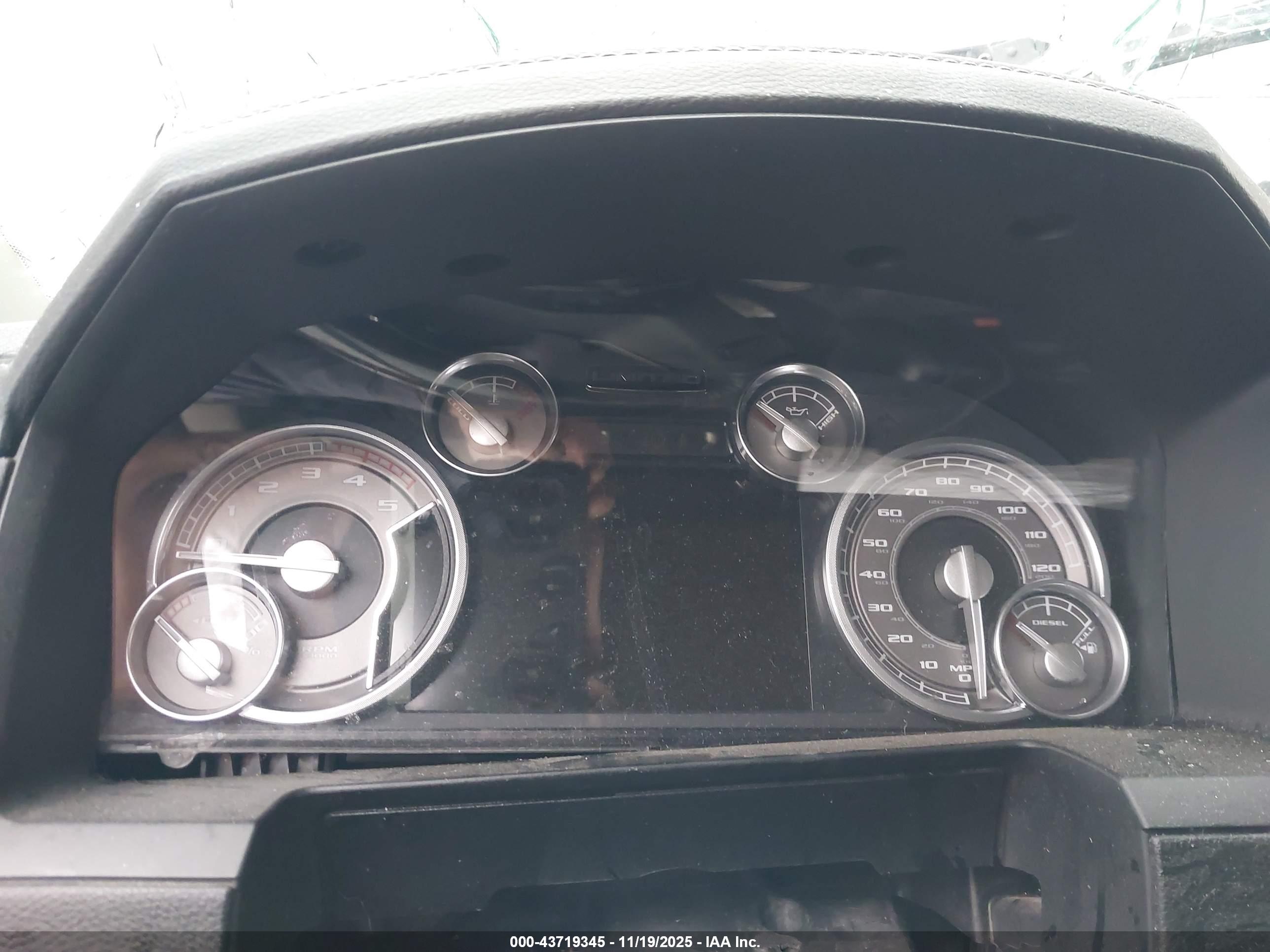 RAM 2500 image 7