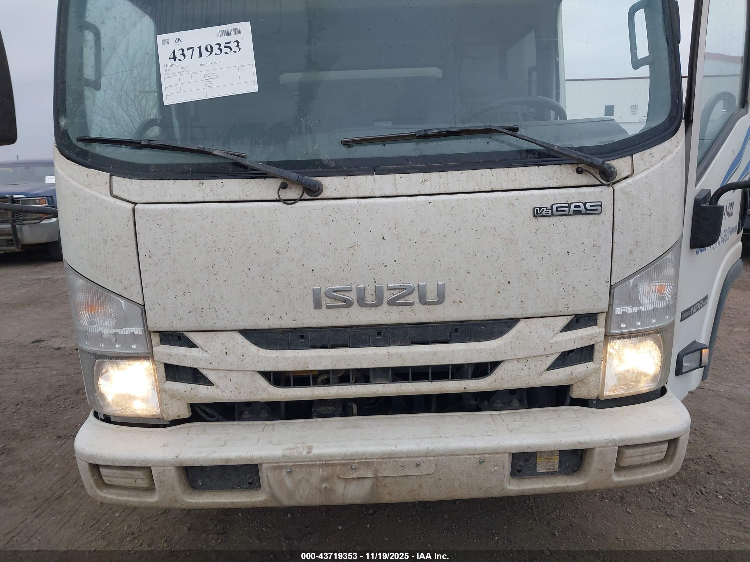 ISUZU NPR image 10