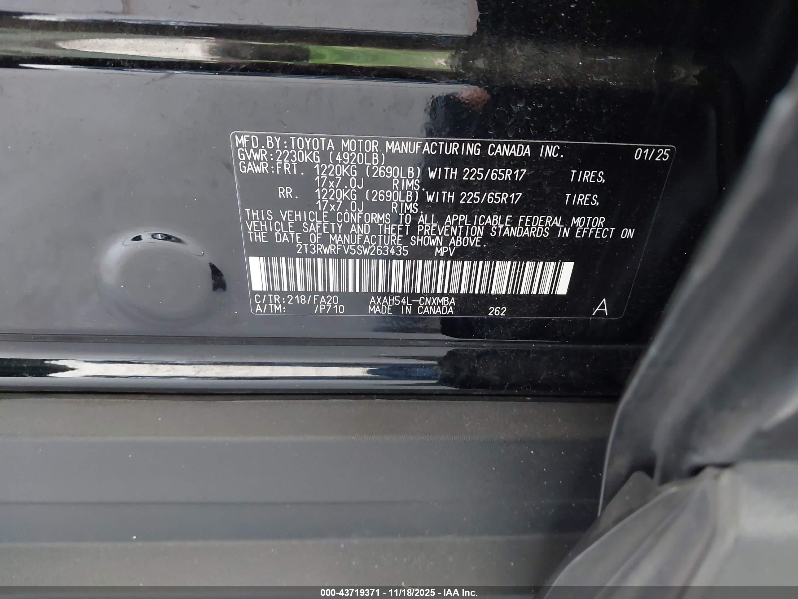 TOYOTA RAV4 image 9