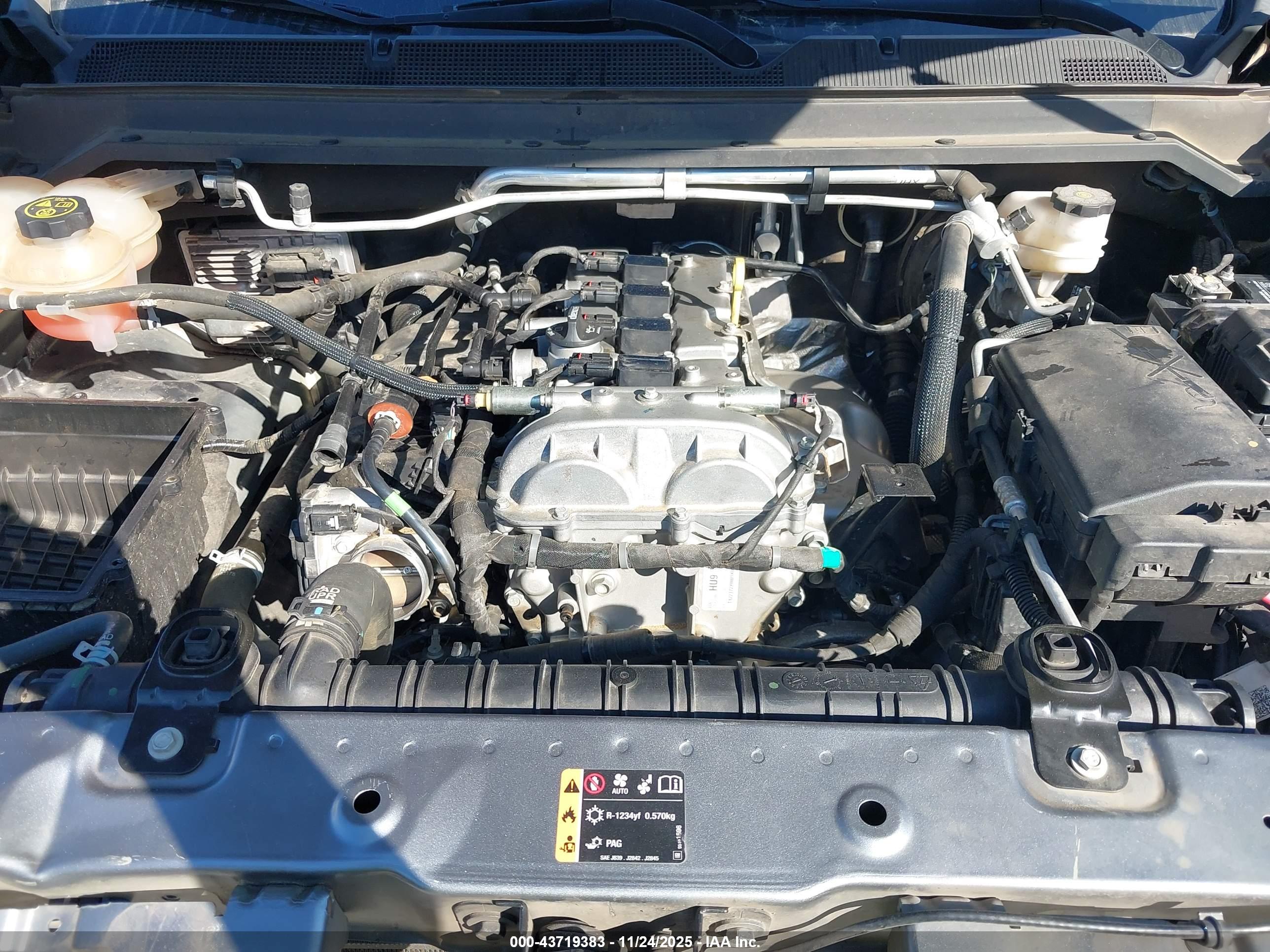 CHEVROLET COLORADO image 10