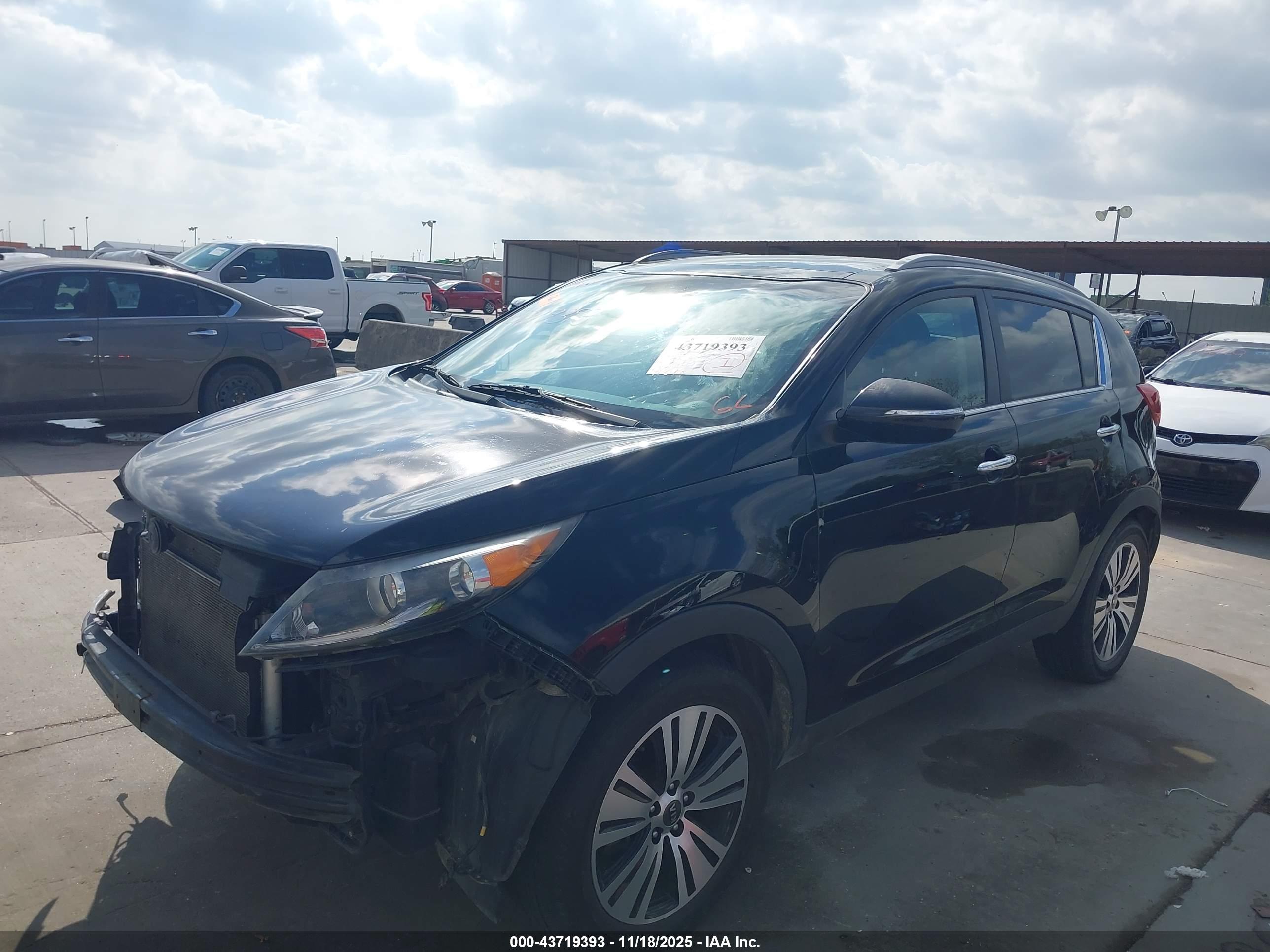 KIA SPORTAGE image 2