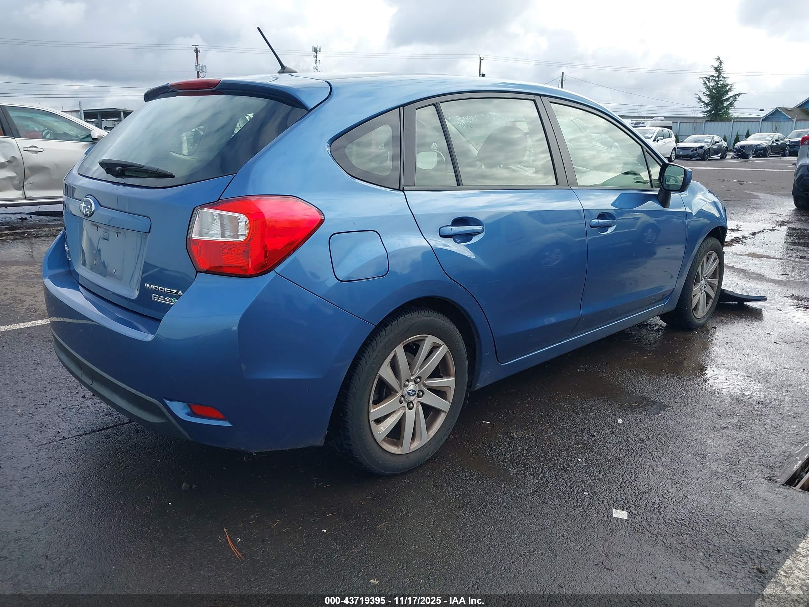 SUBARU IMPREZA image 4