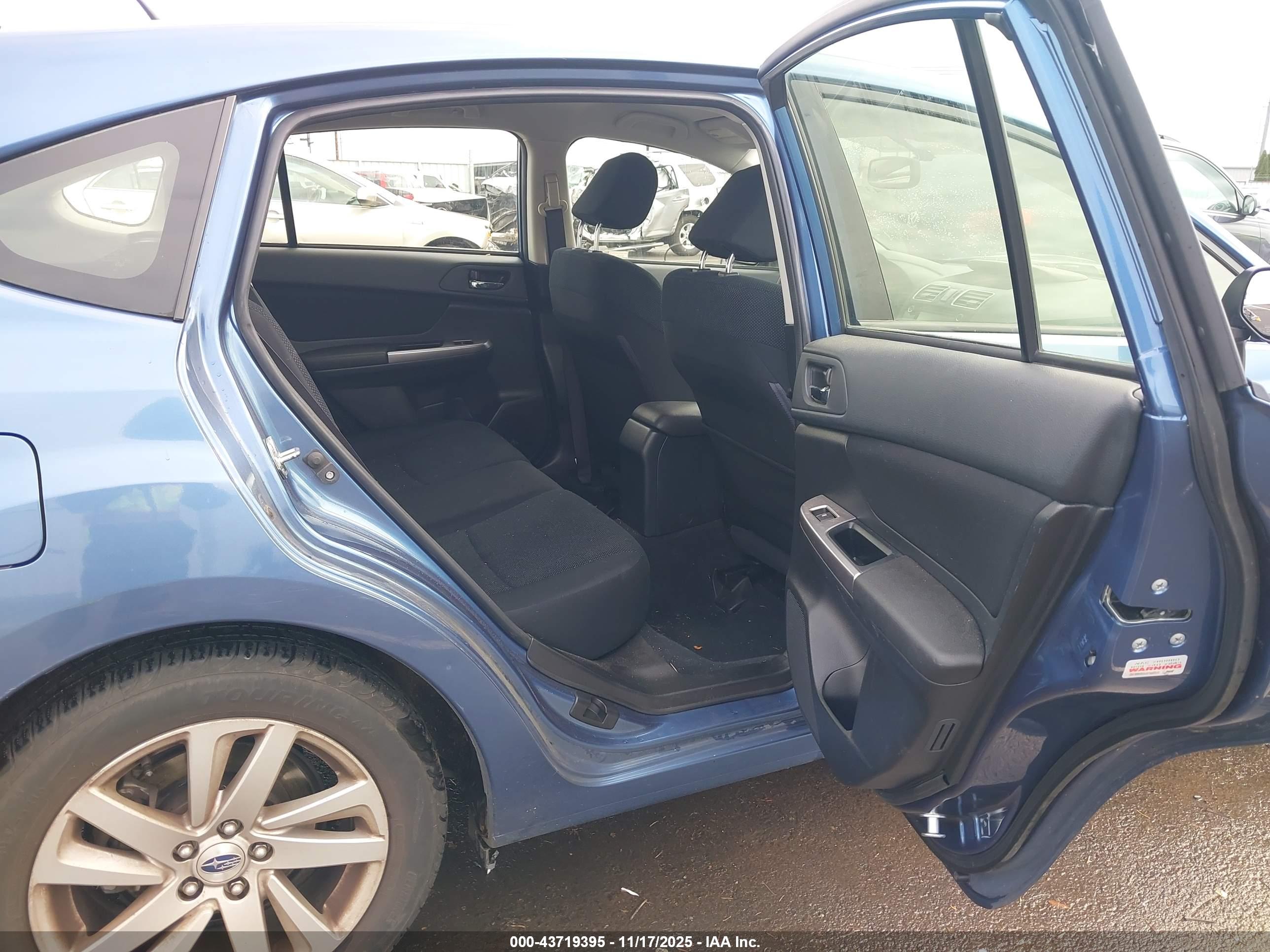 SUBARU IMPREZA image 8
