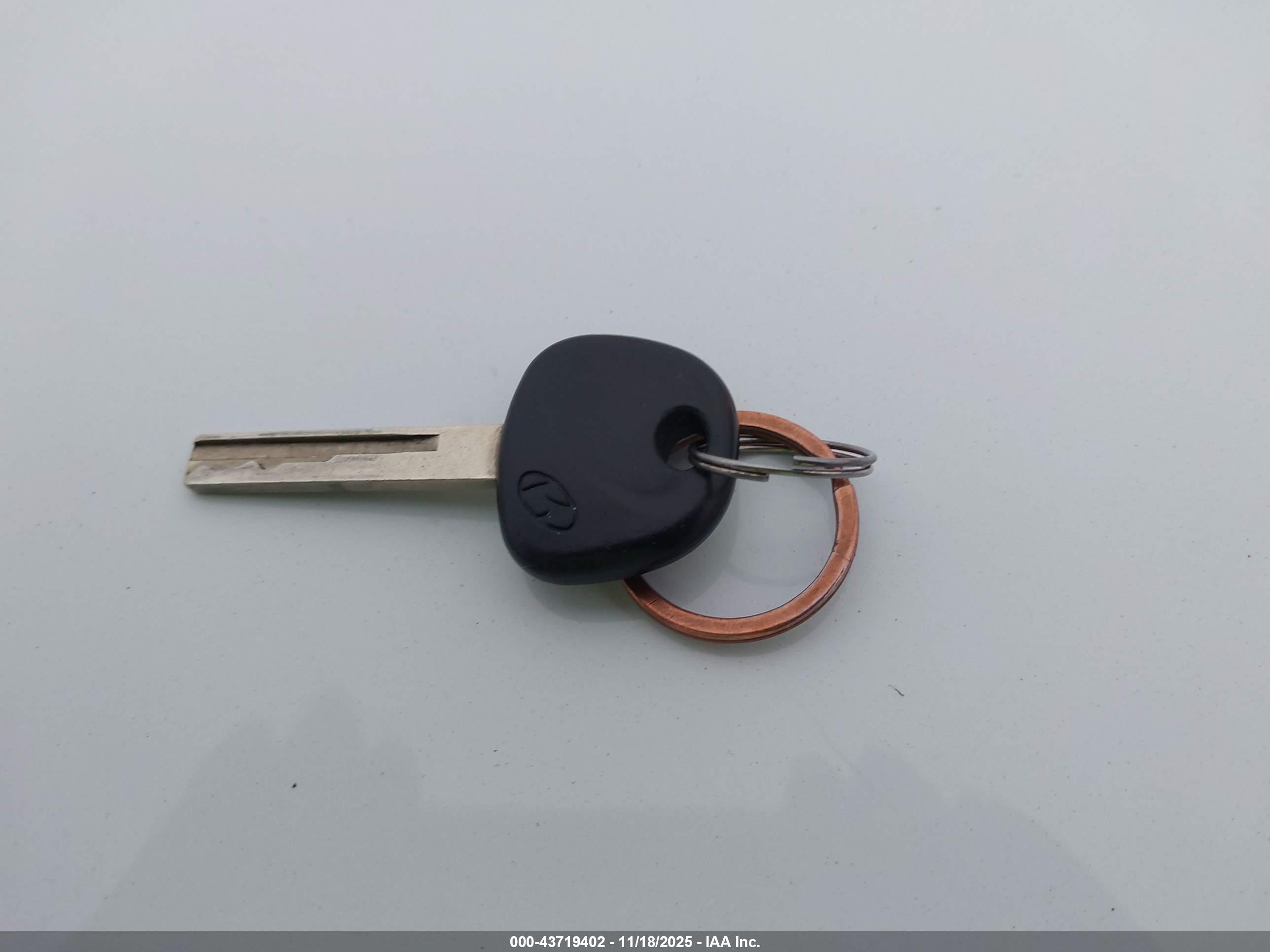 HYUNDAI ACCENT image 11