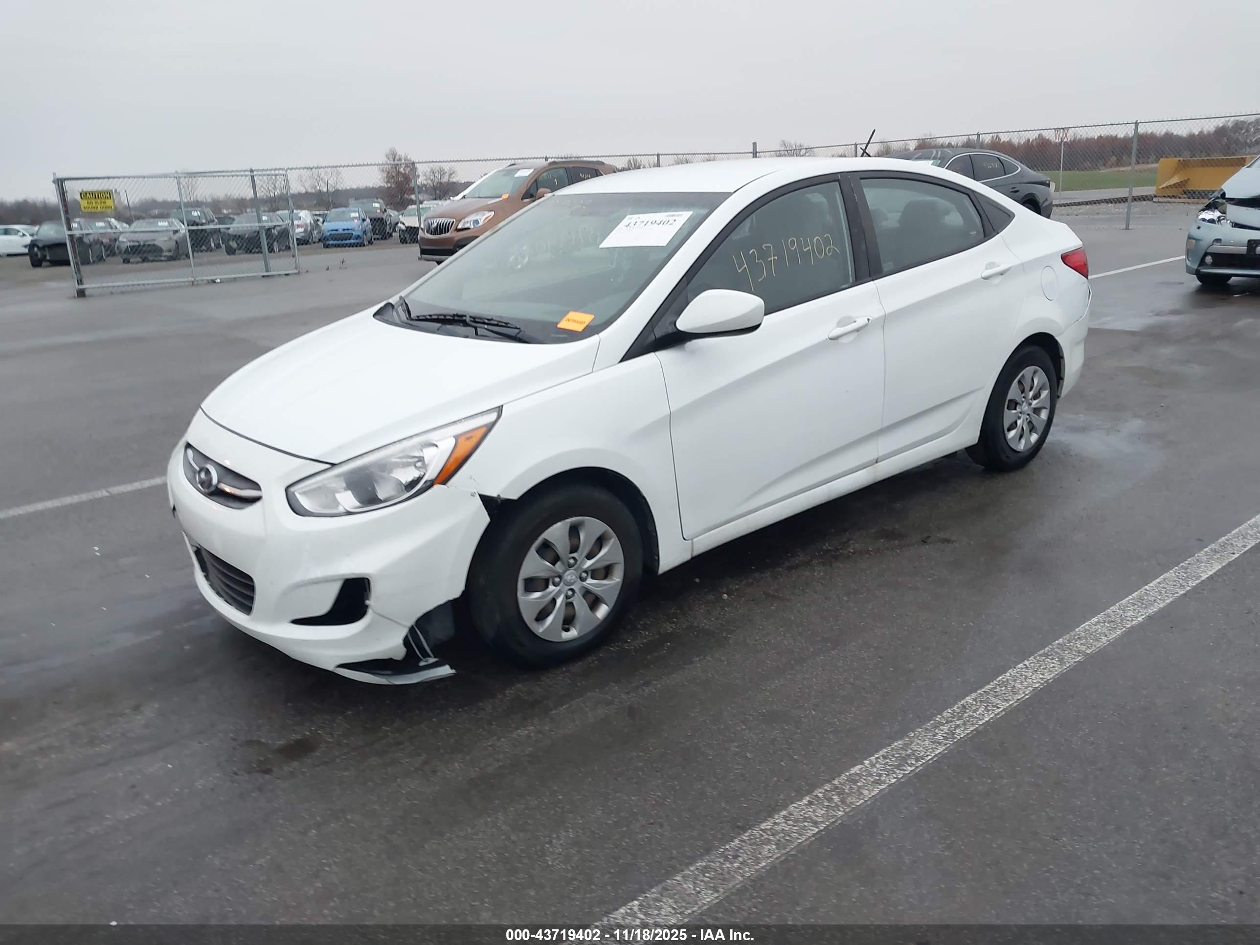 HYUNDAI ACCENT image 2