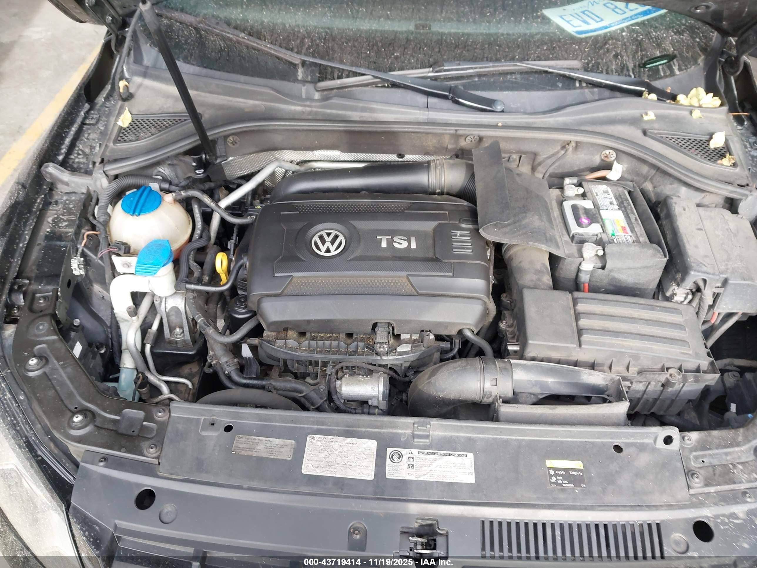 VOLKSWAGEN PASSAT image 10