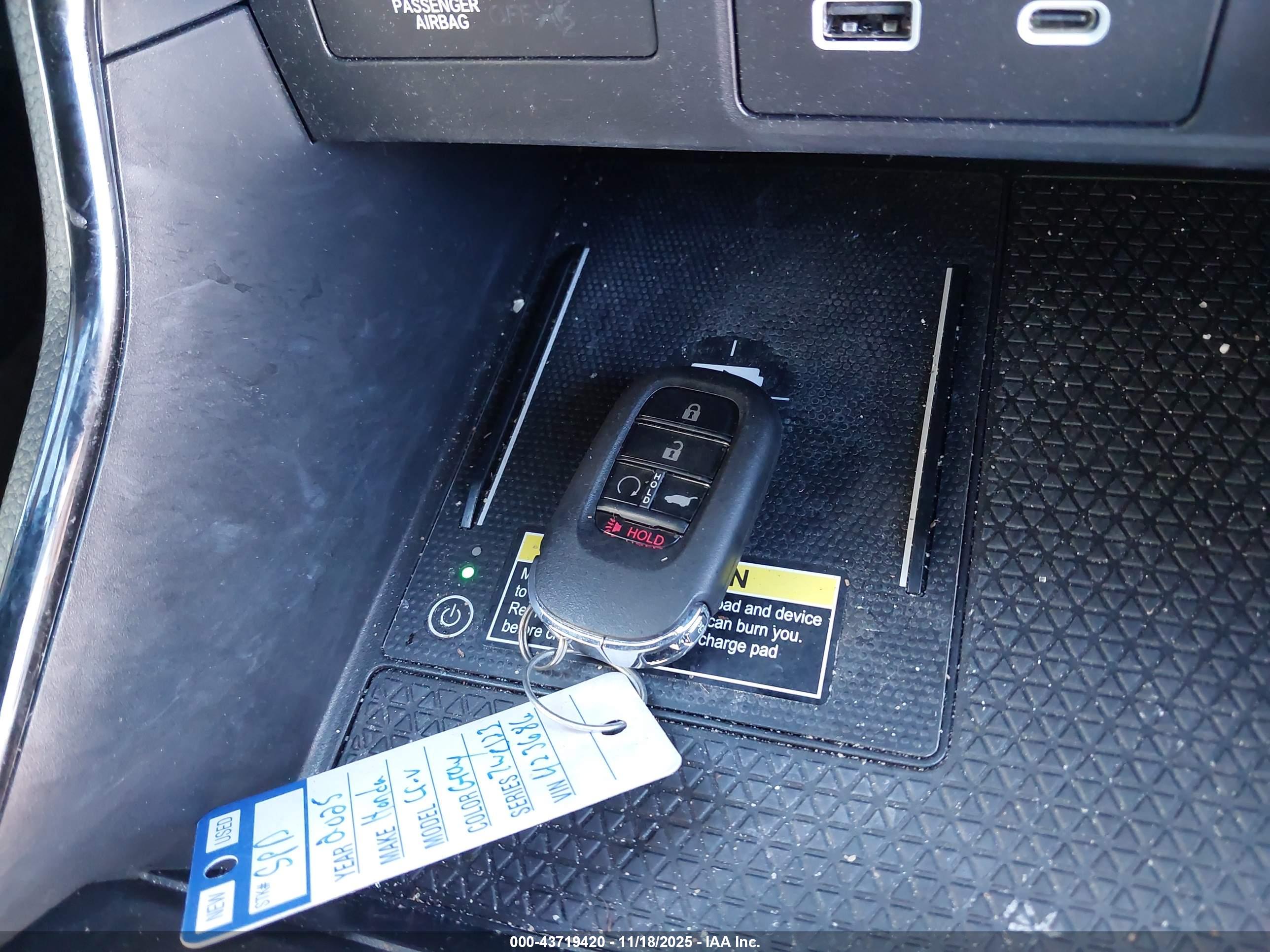HONDA CR-V image 11