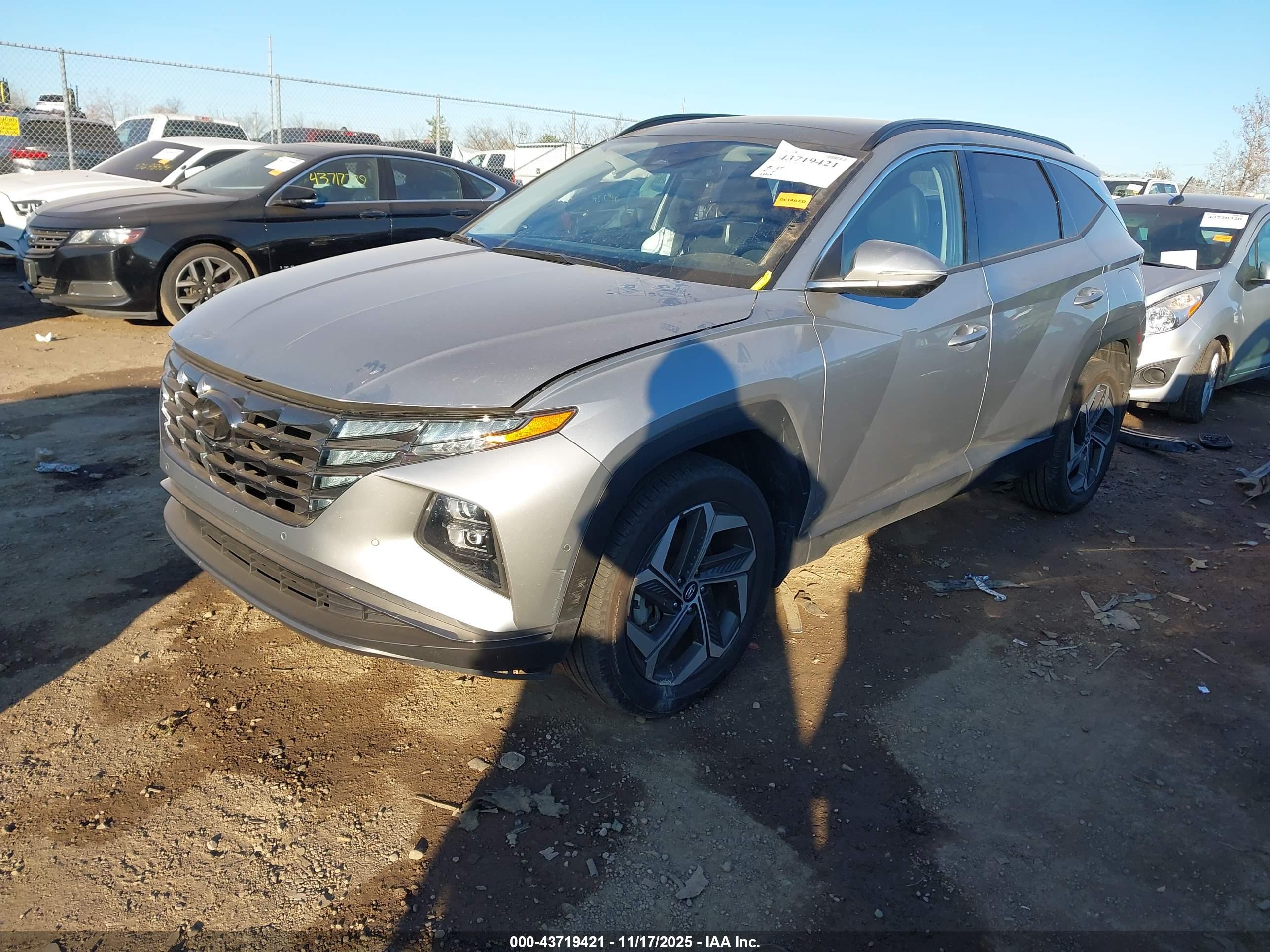 HYUNDAI TUCSON image 2