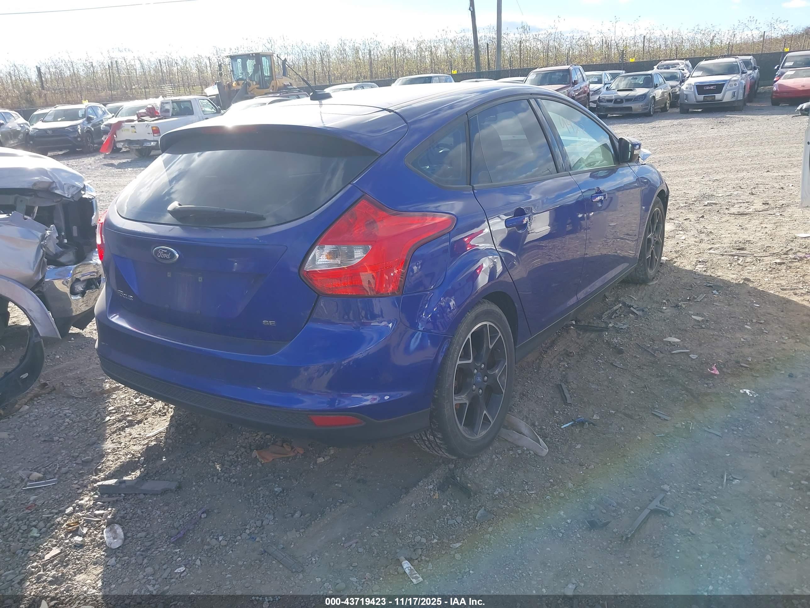 FORD FOCUS image 4