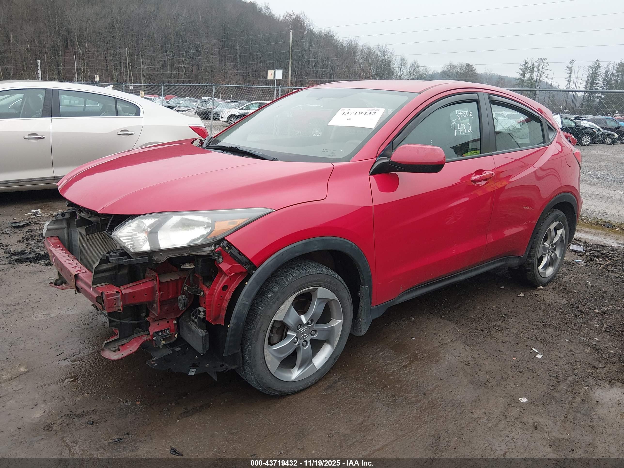 HONDA HR-V image 2
