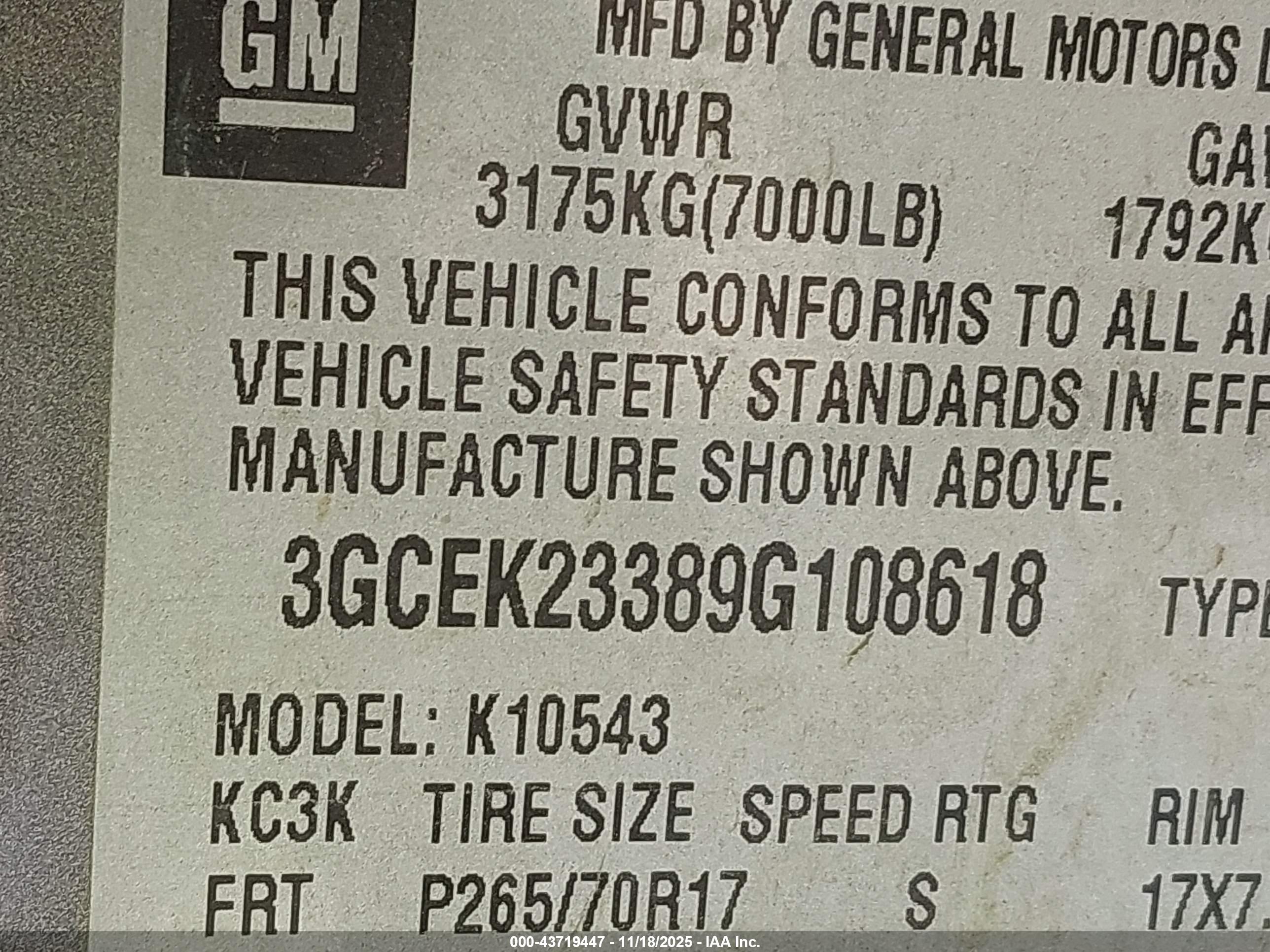 CHEVROLET SILVERADO image 9