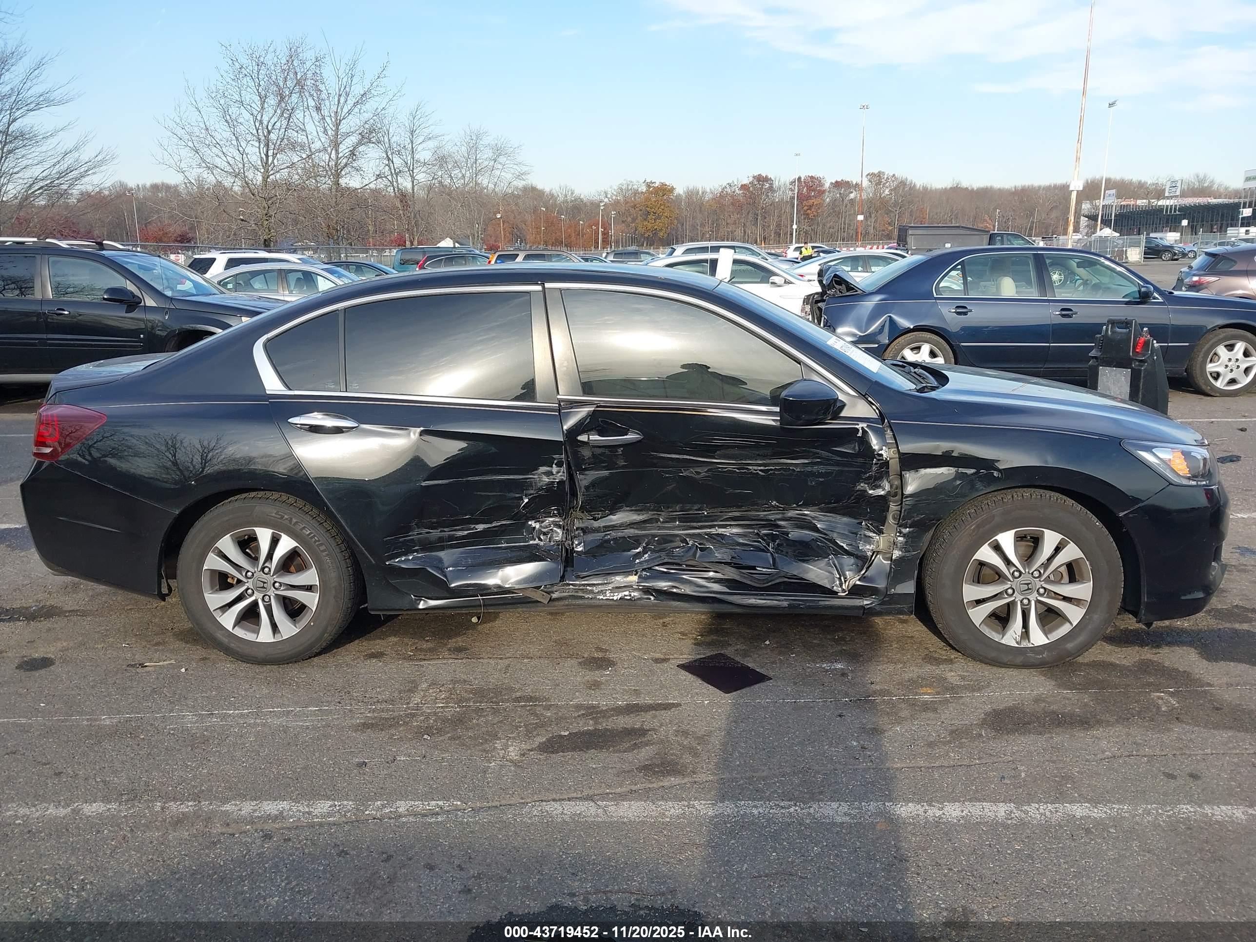 HONDA ACCORD image 6