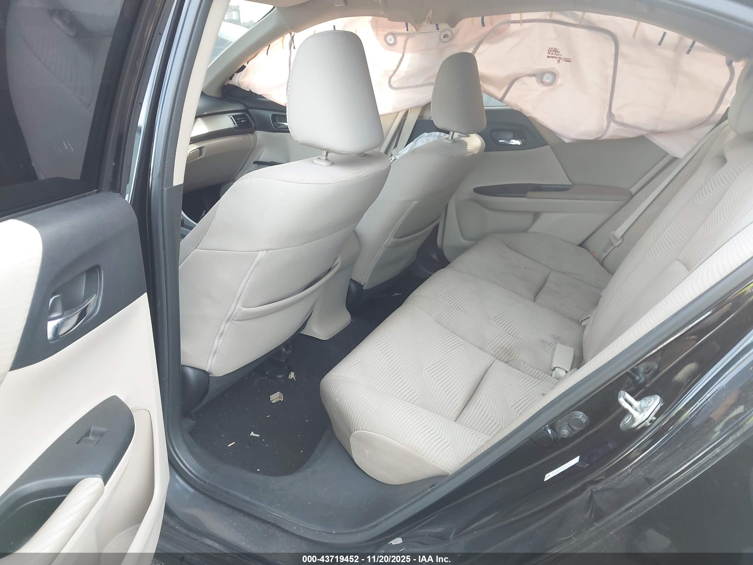 HONDA ACCORD image 8