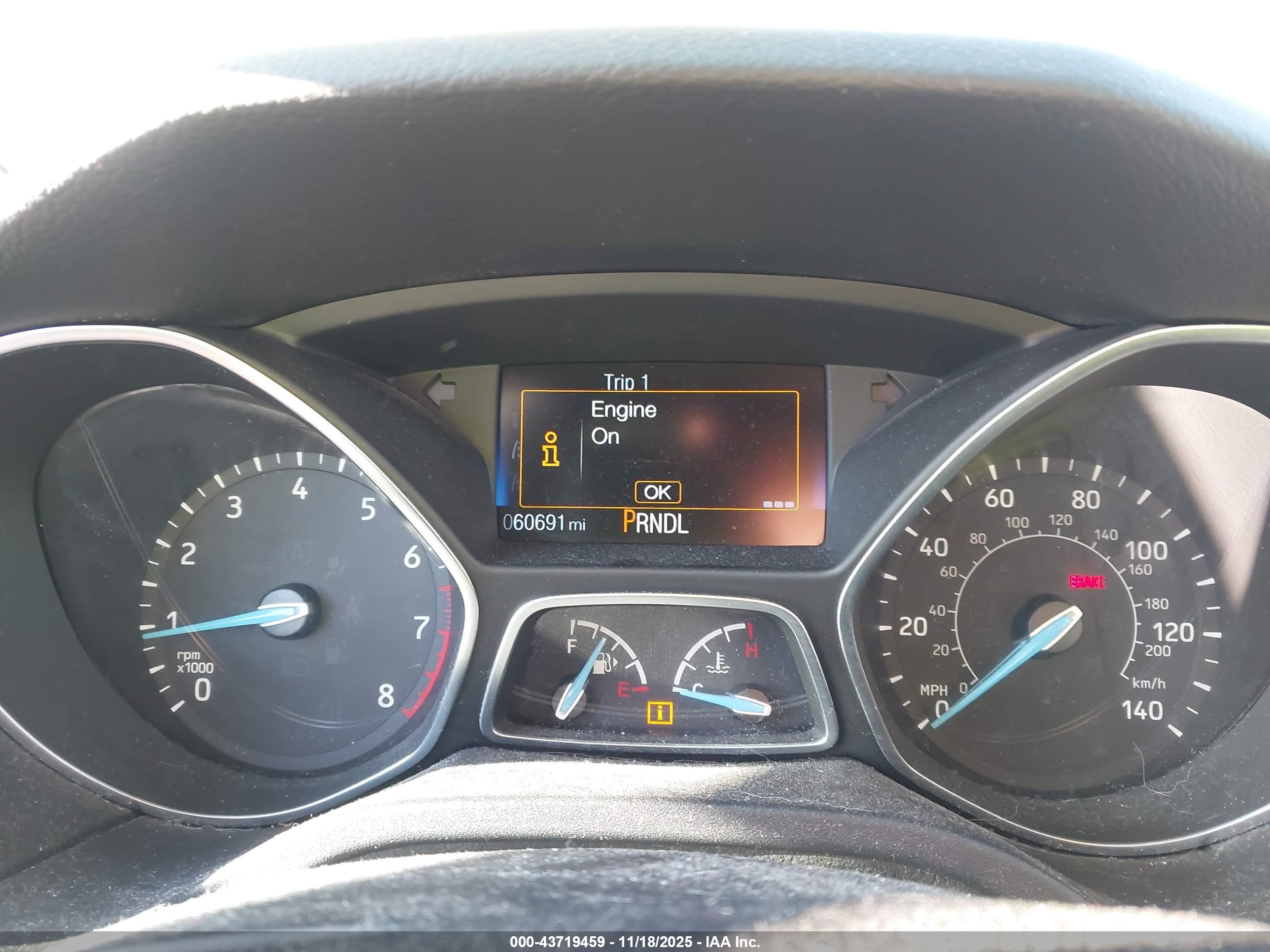FORD FOCUS image 7