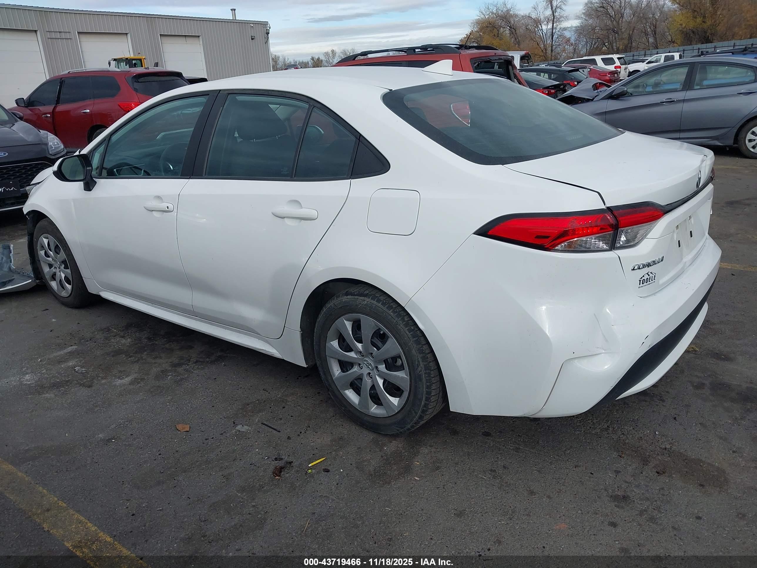 TOYOTA COROLLA image 3