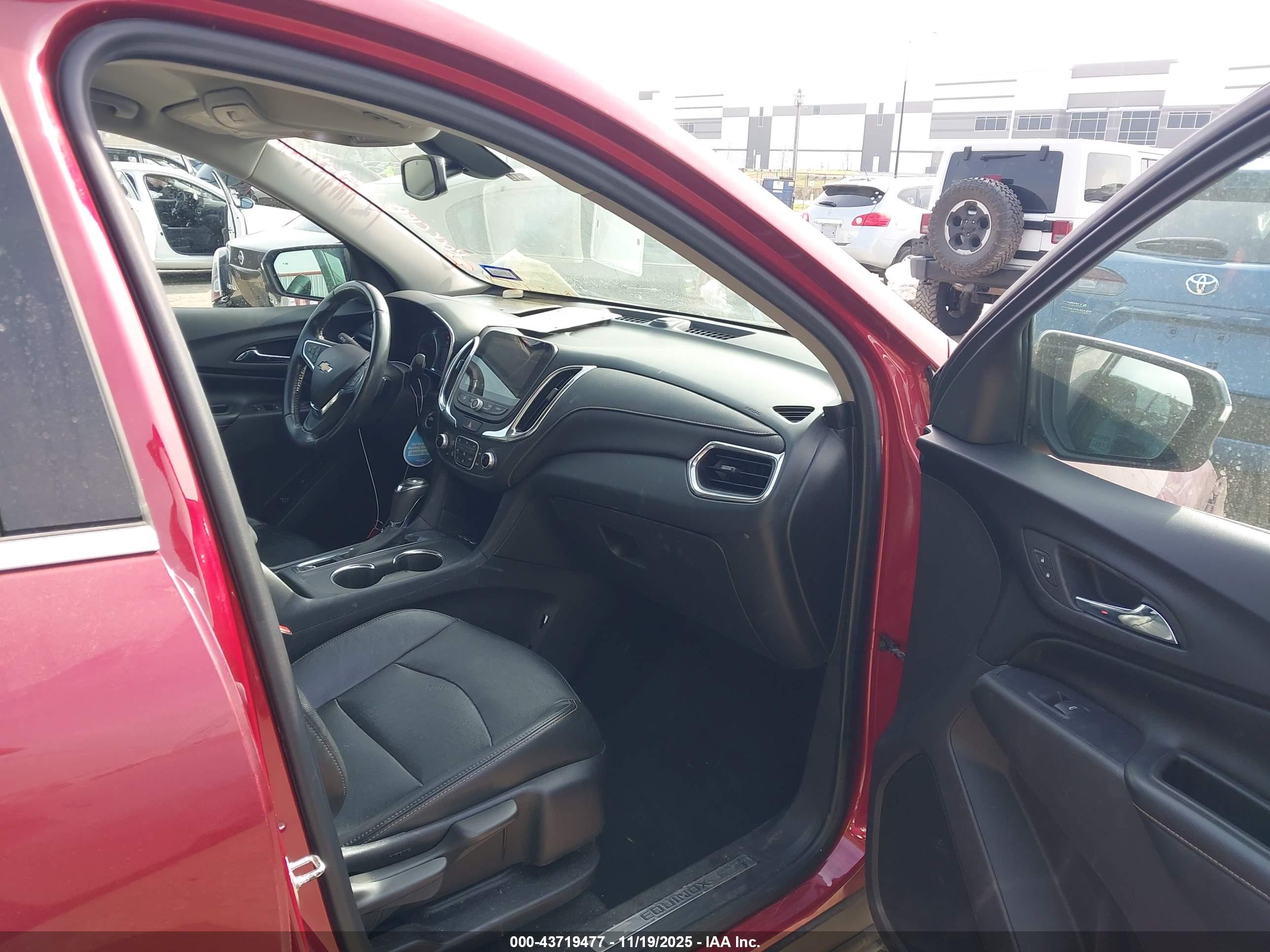 CHEVROLET EQUINOX image 5