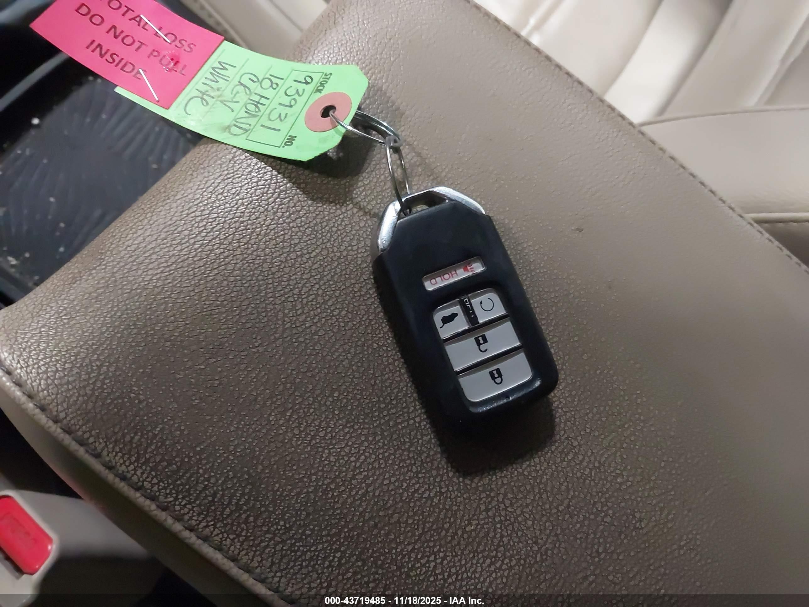 HONDA CR-V image 11