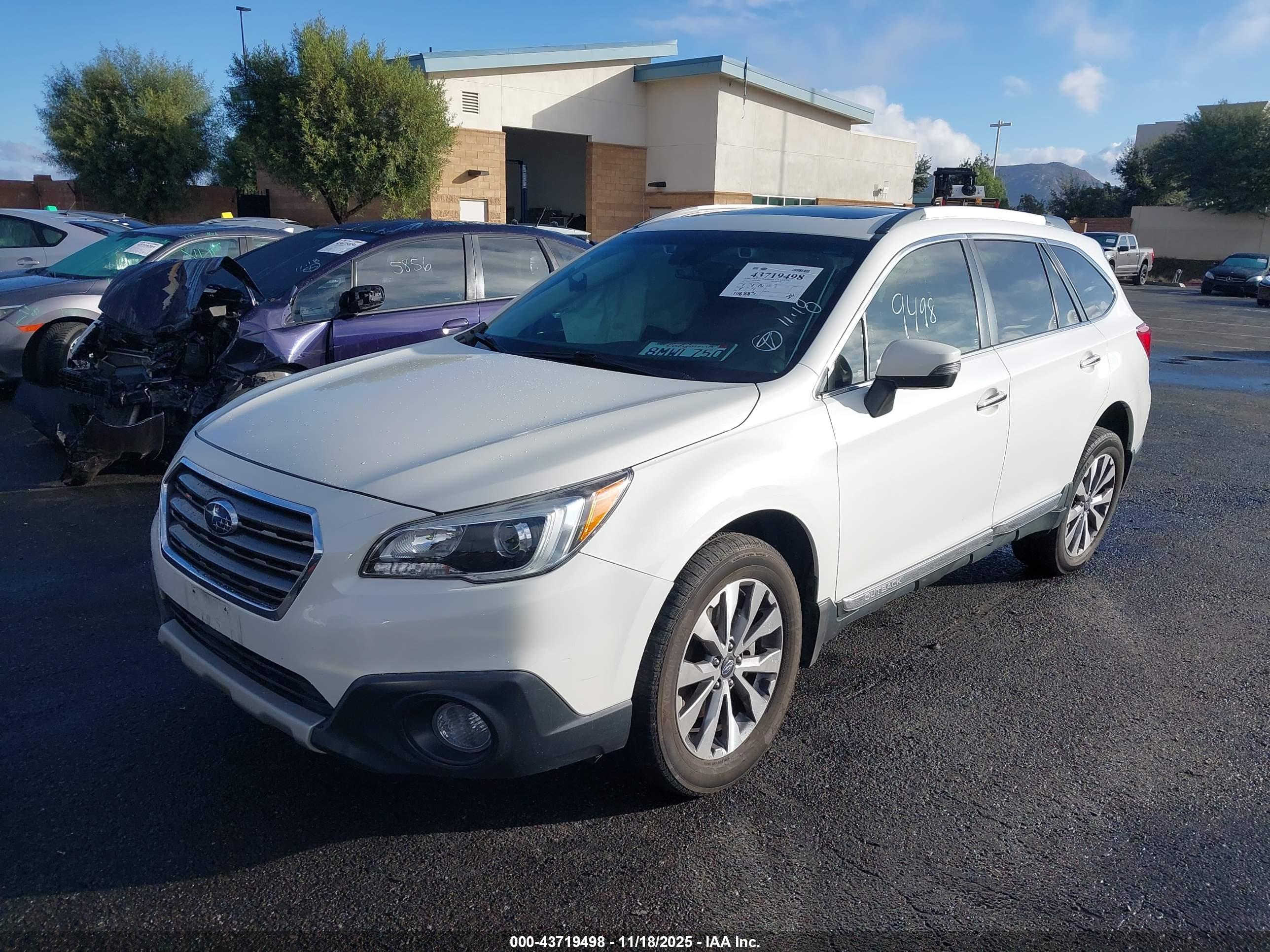 SUBARU OUTBACK image 2