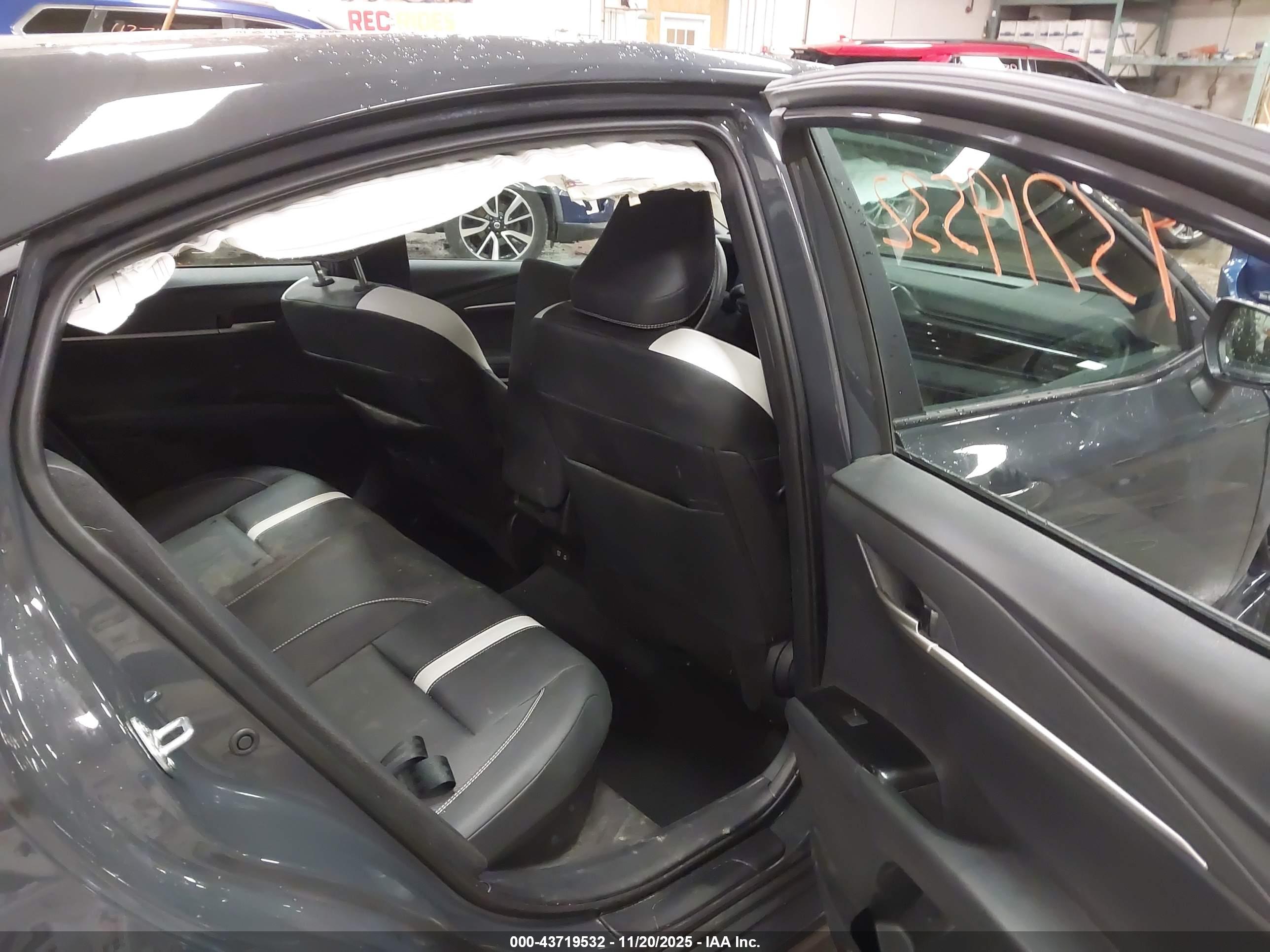 TOYOTA CAMRY image 8
