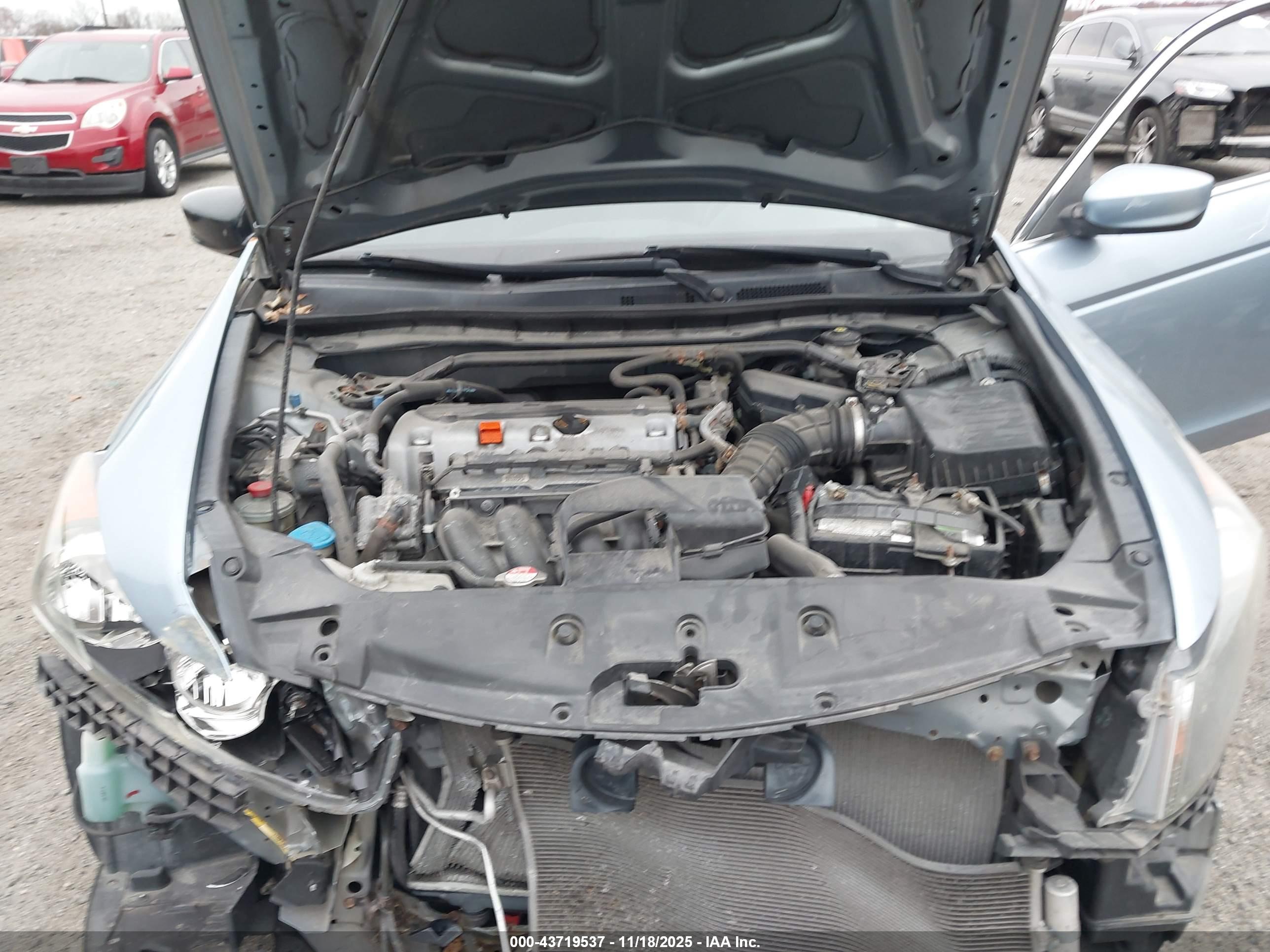 HONDA ACCORD image 10