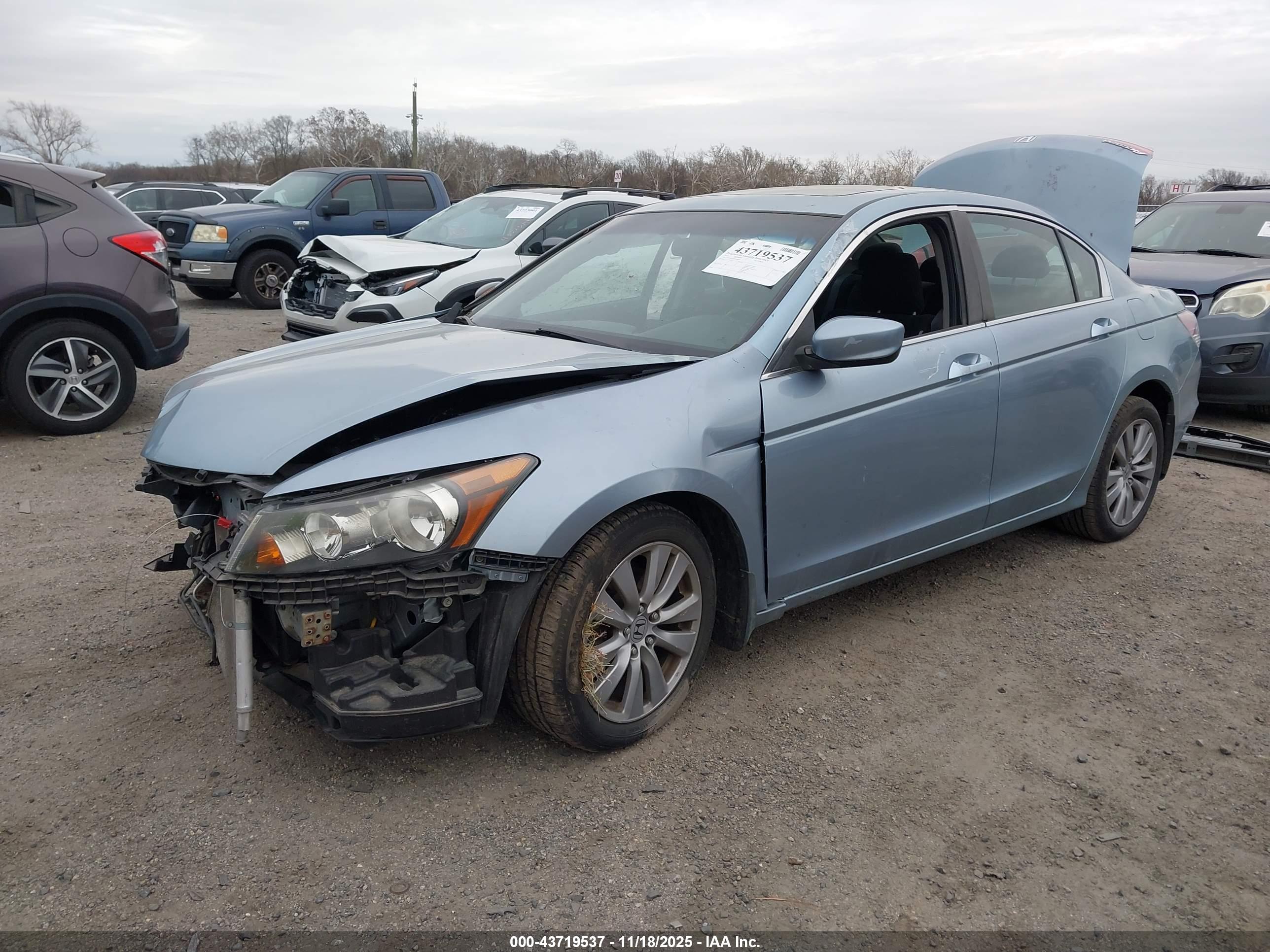 HONDA ACCORD image 2