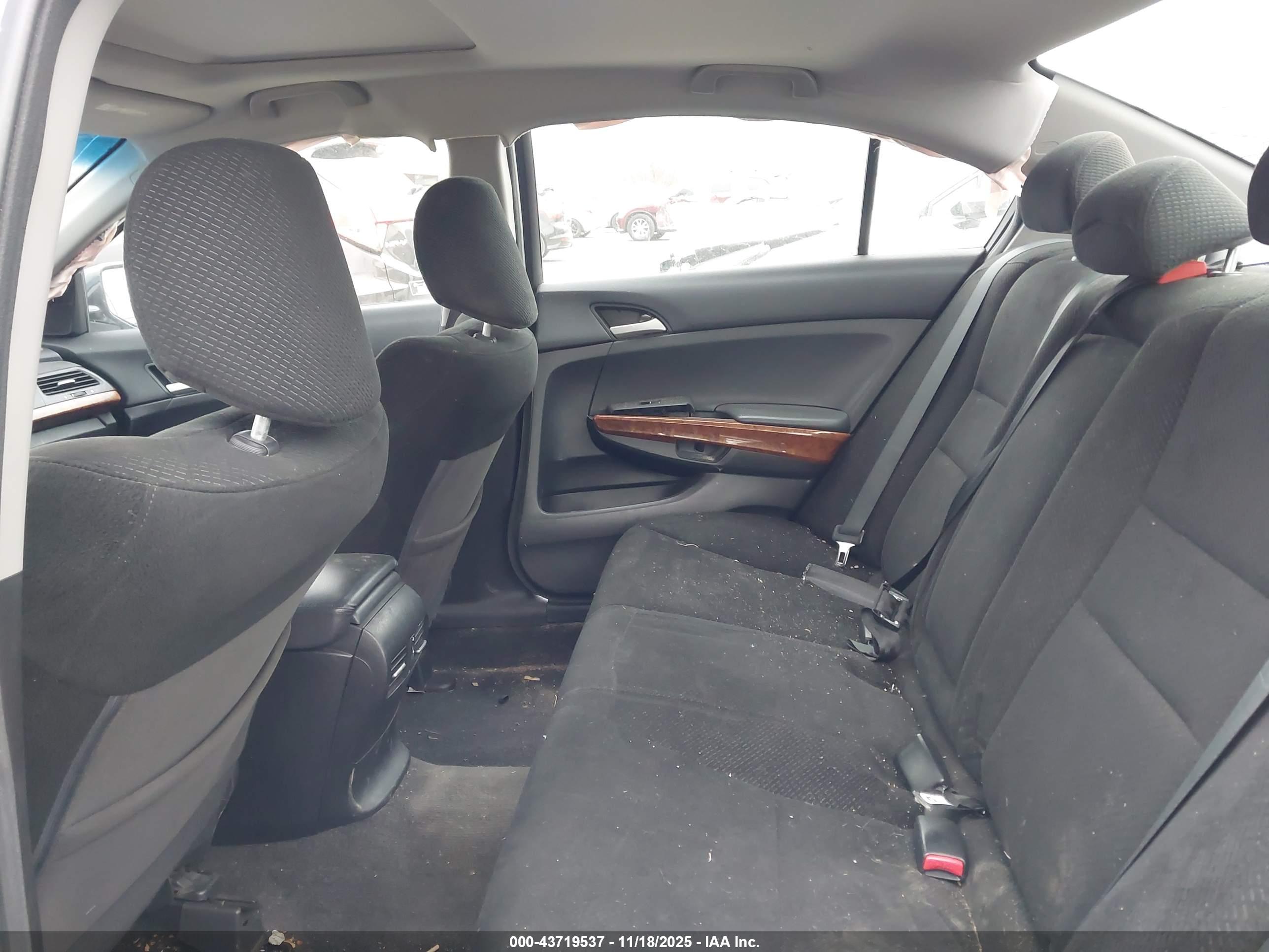 HONDA ACCORD image 8
