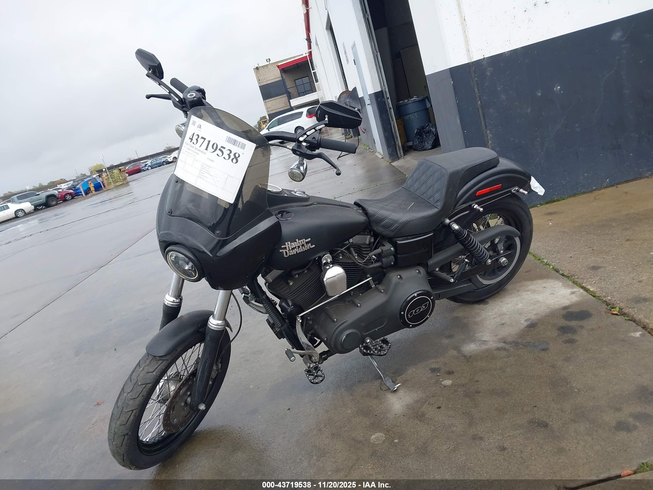 HARLEY-DAVIDSON FXDBP image 2