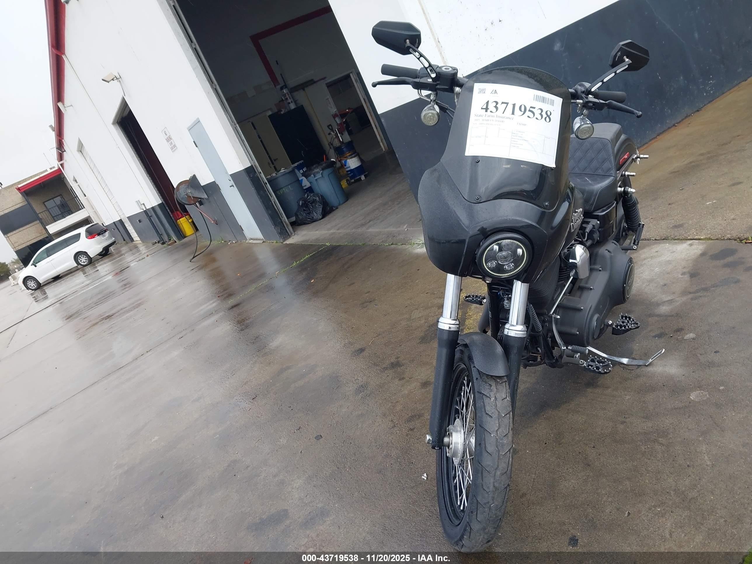 HARLEY-DAVIDSON FXDBP image 5