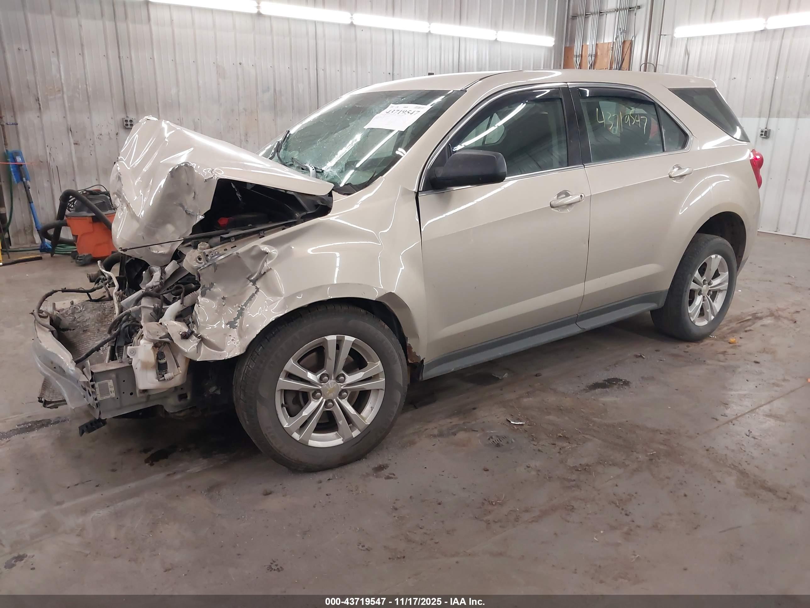 CHEVROLET EQUINOX image 2
