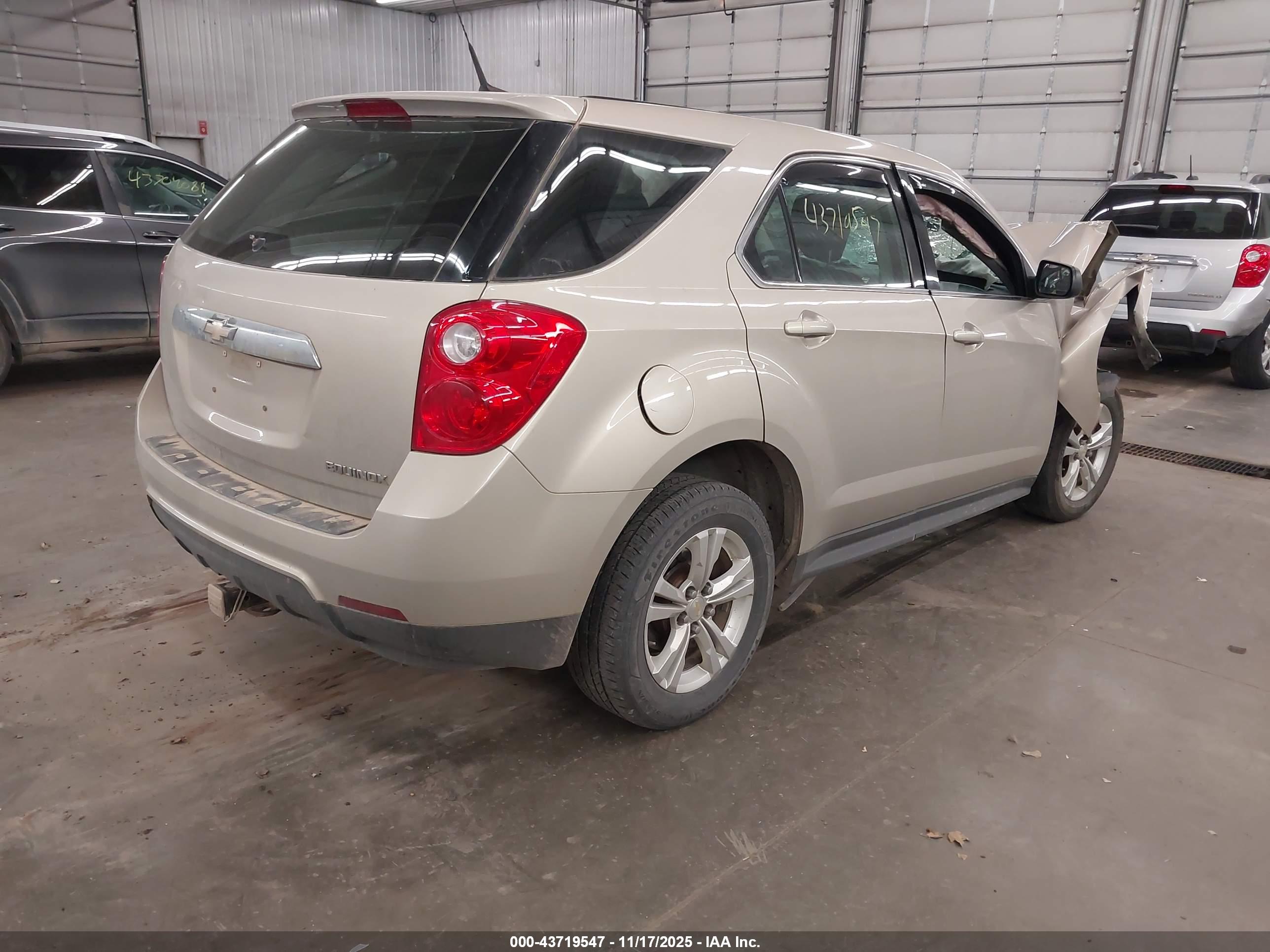 CHEVROLET EQUINOX image 4