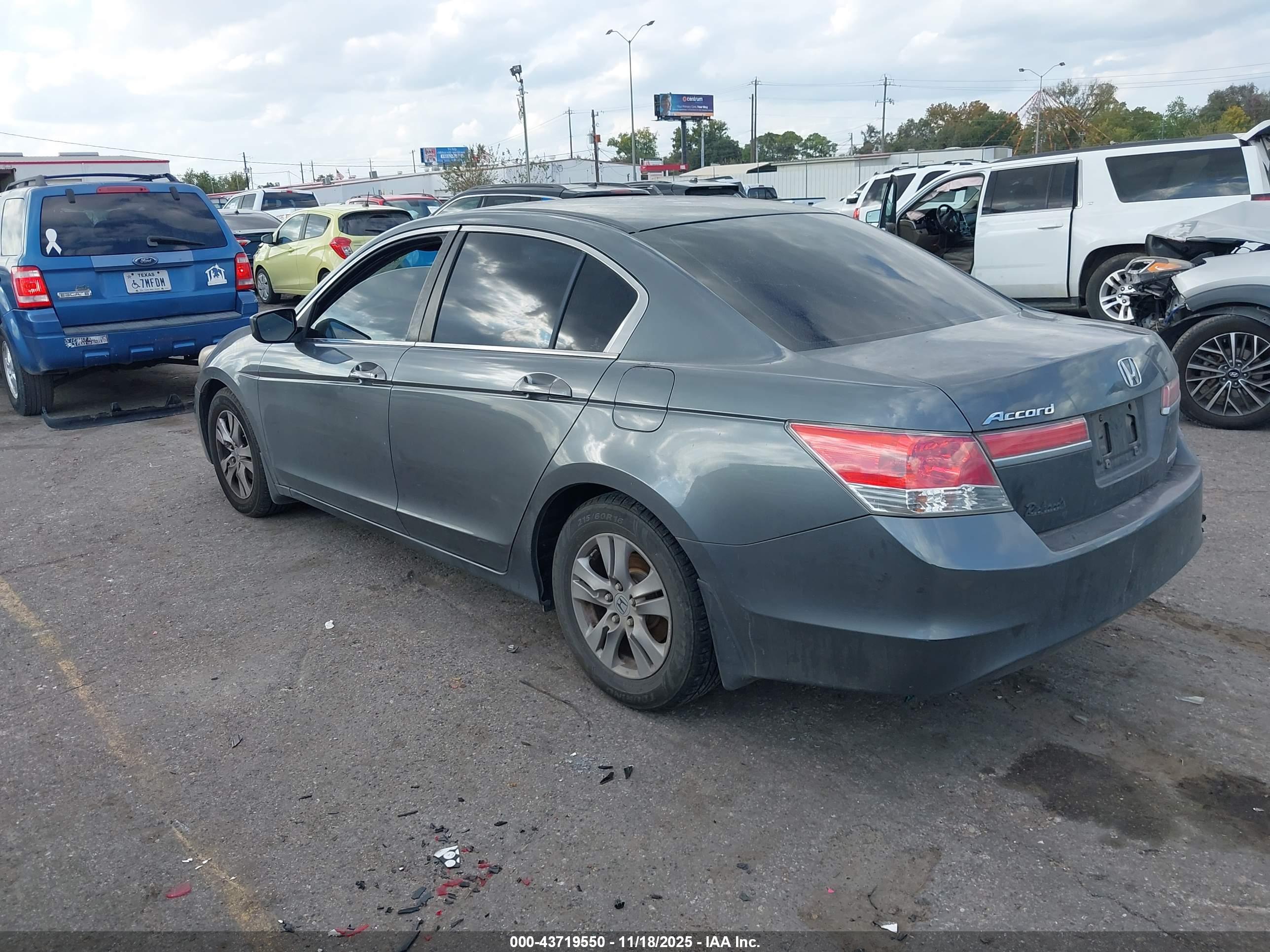 HONDA ACCORD image 3