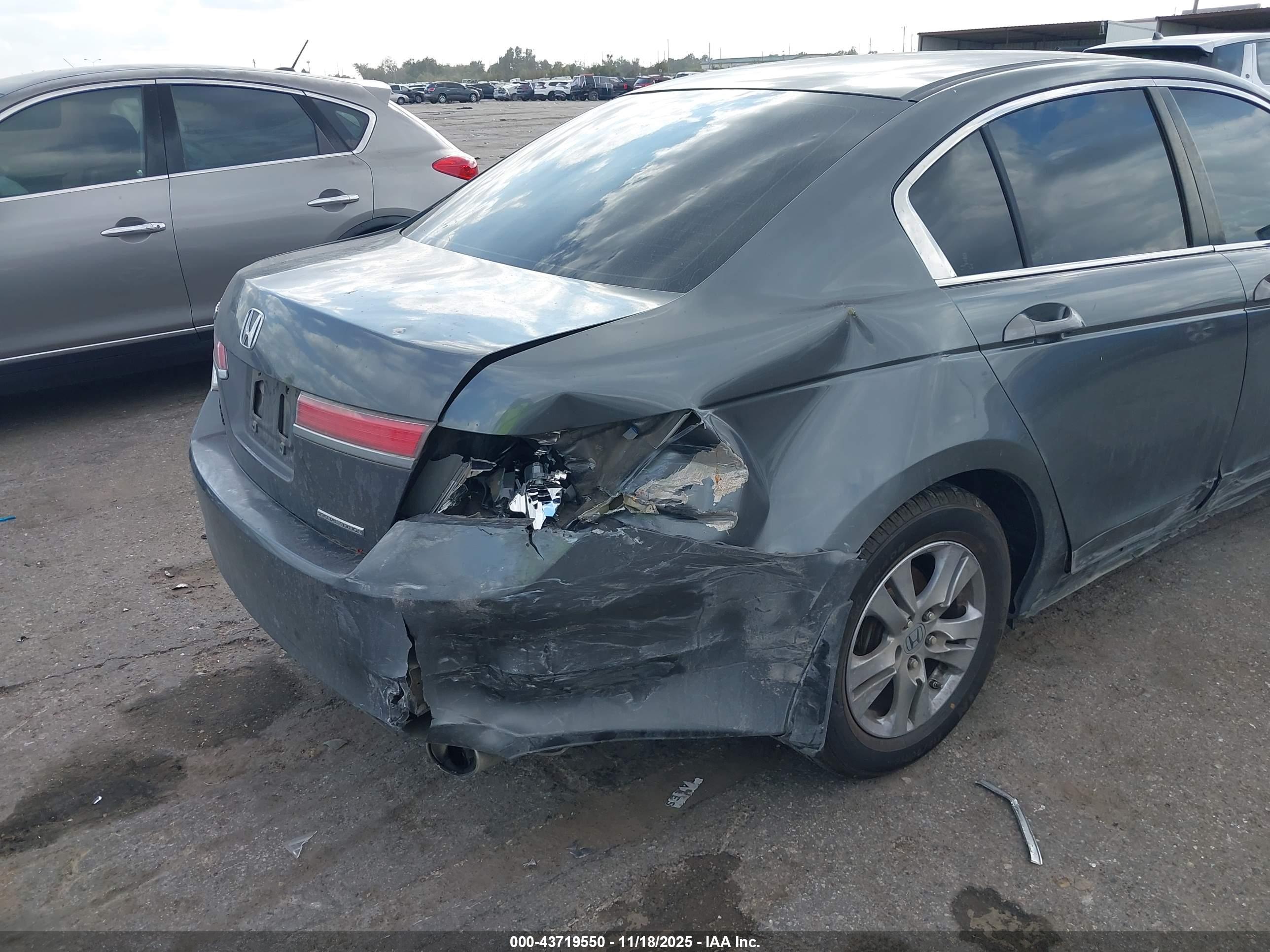 HONDA ACCORD image 6