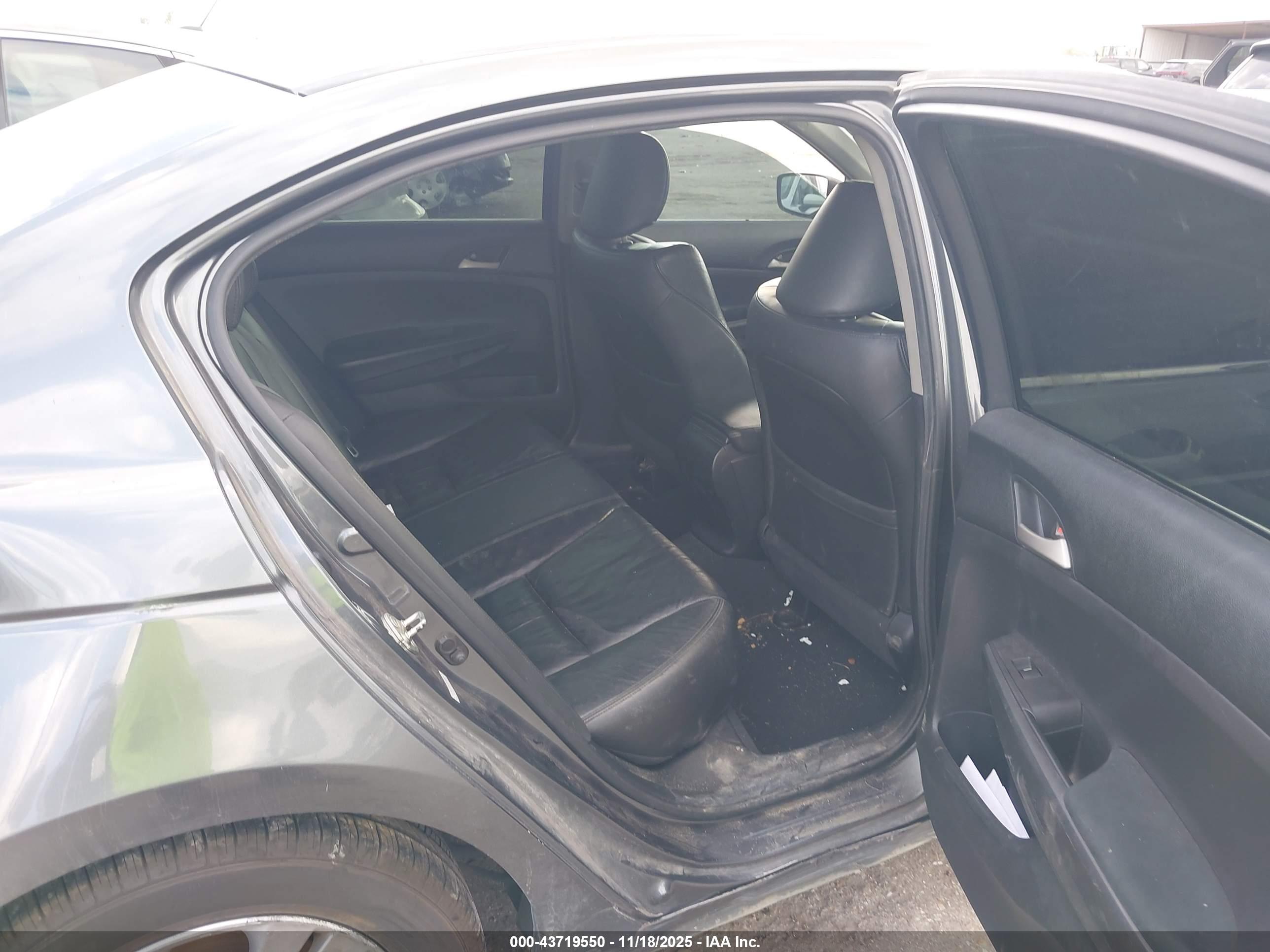 HONDA ACCORD image 8