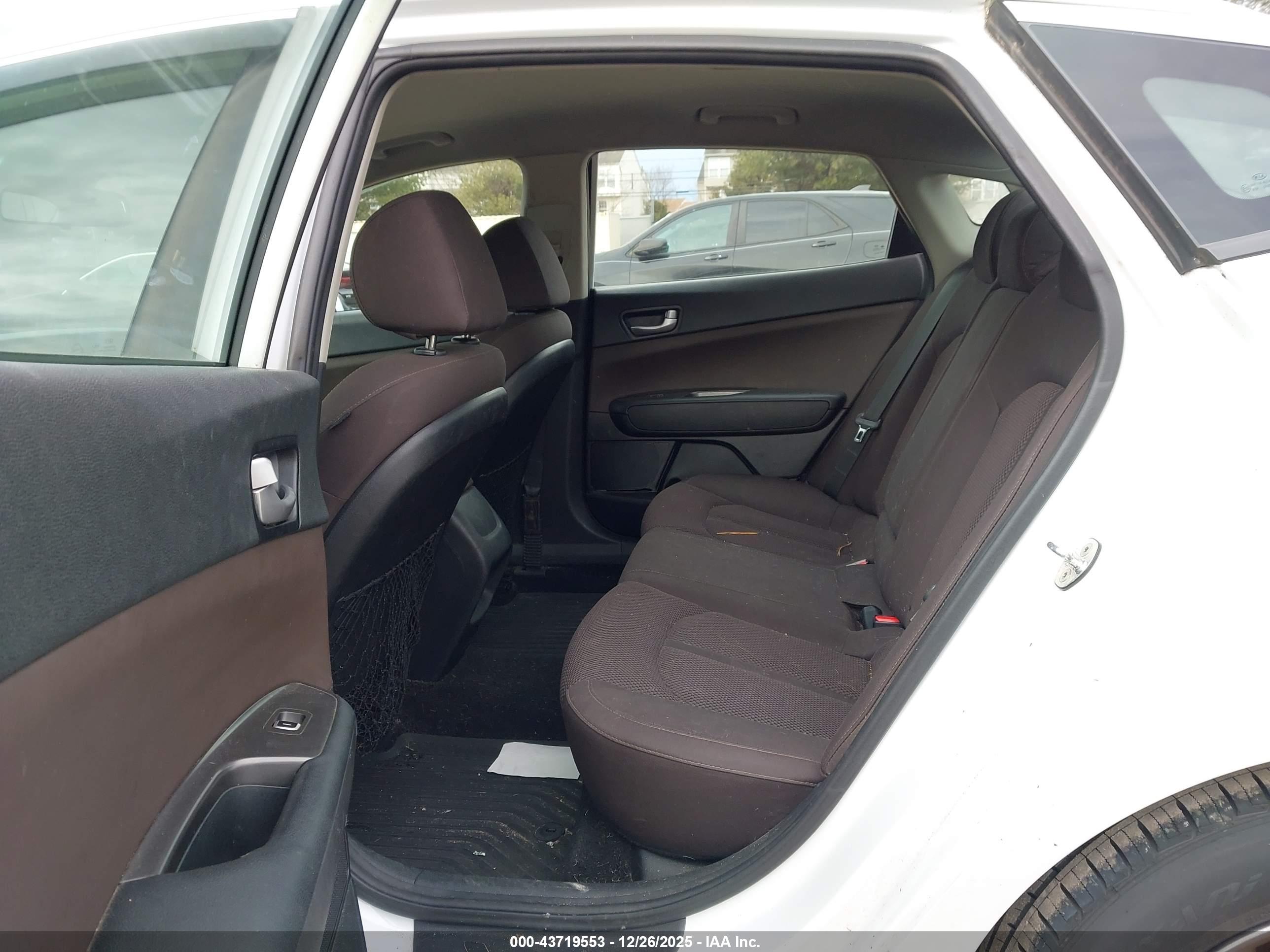 KIA OPTIMA image 8
