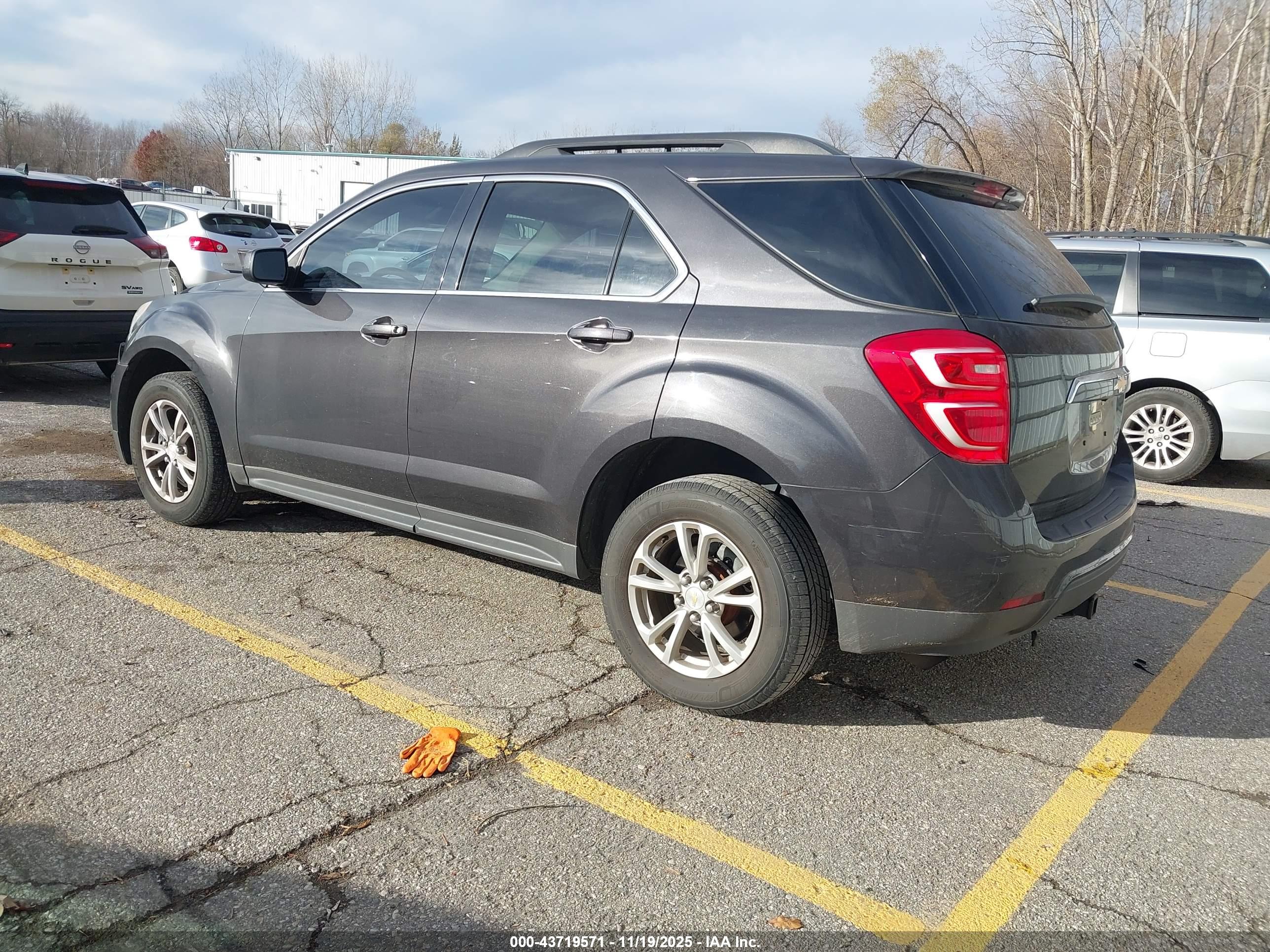 CHEVROLET EQUINOX image 3